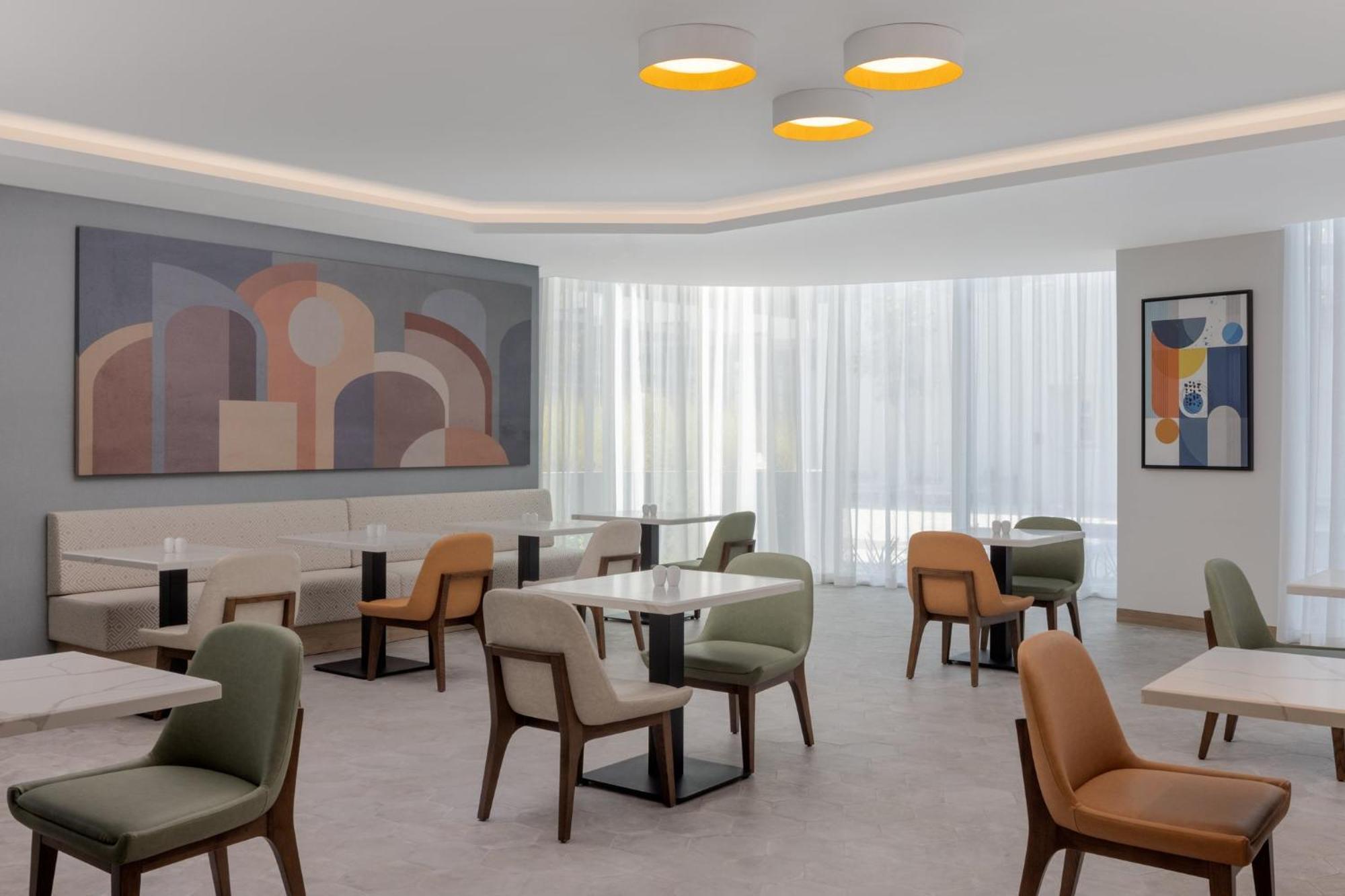 Staybridge Business Bay By Ihg 4* Dubai