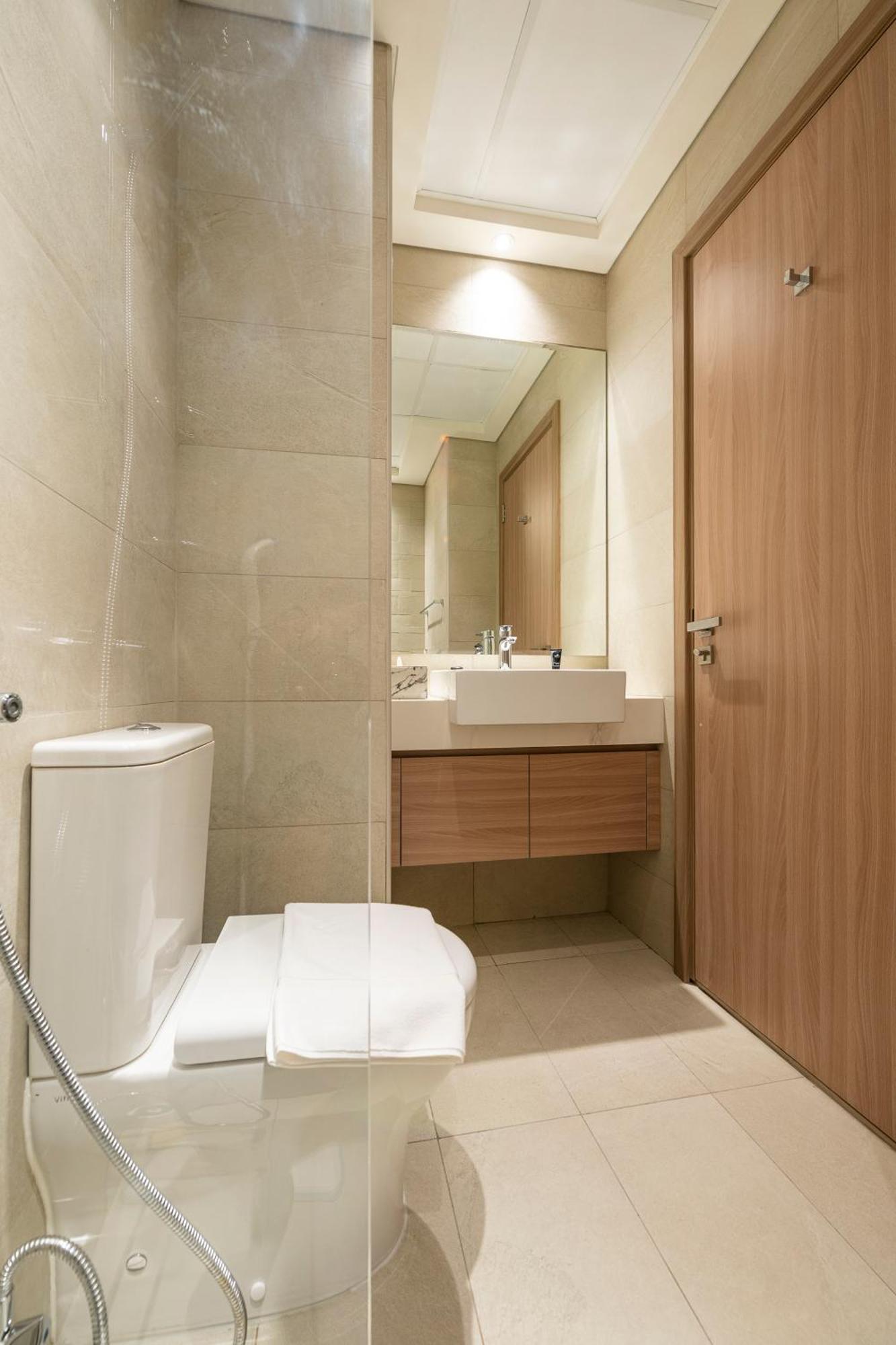Elegant By Skylight At Azizi Riviera 41 Dubai