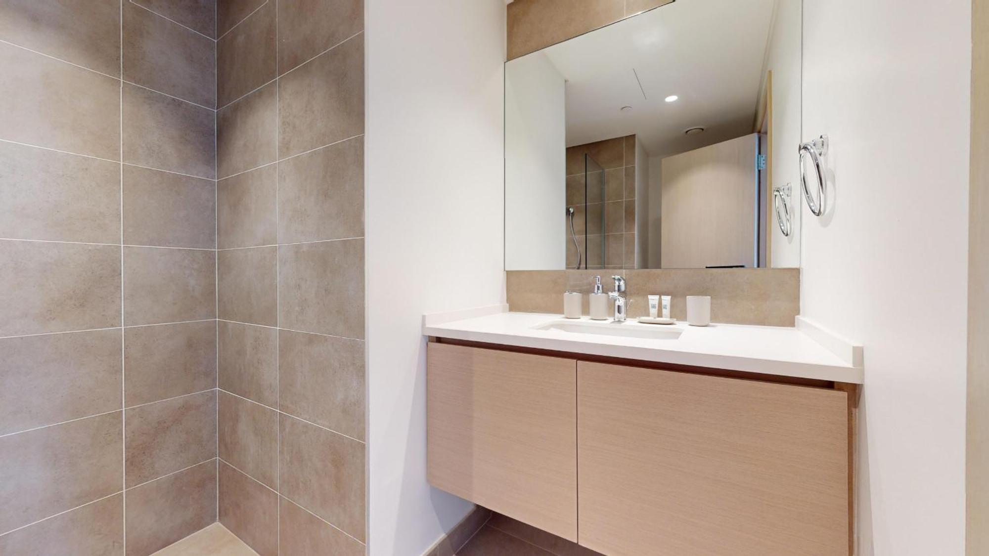 Primestay - Magnificent 2br In Creek Gate 2 - Creek Harbour Apartment *
