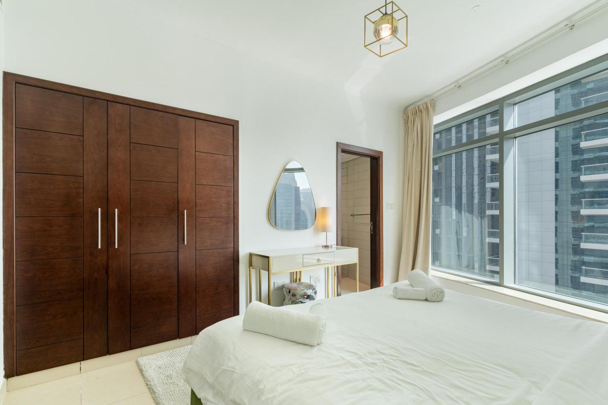 Burj Views C - 1br - Allsopp&allsopp