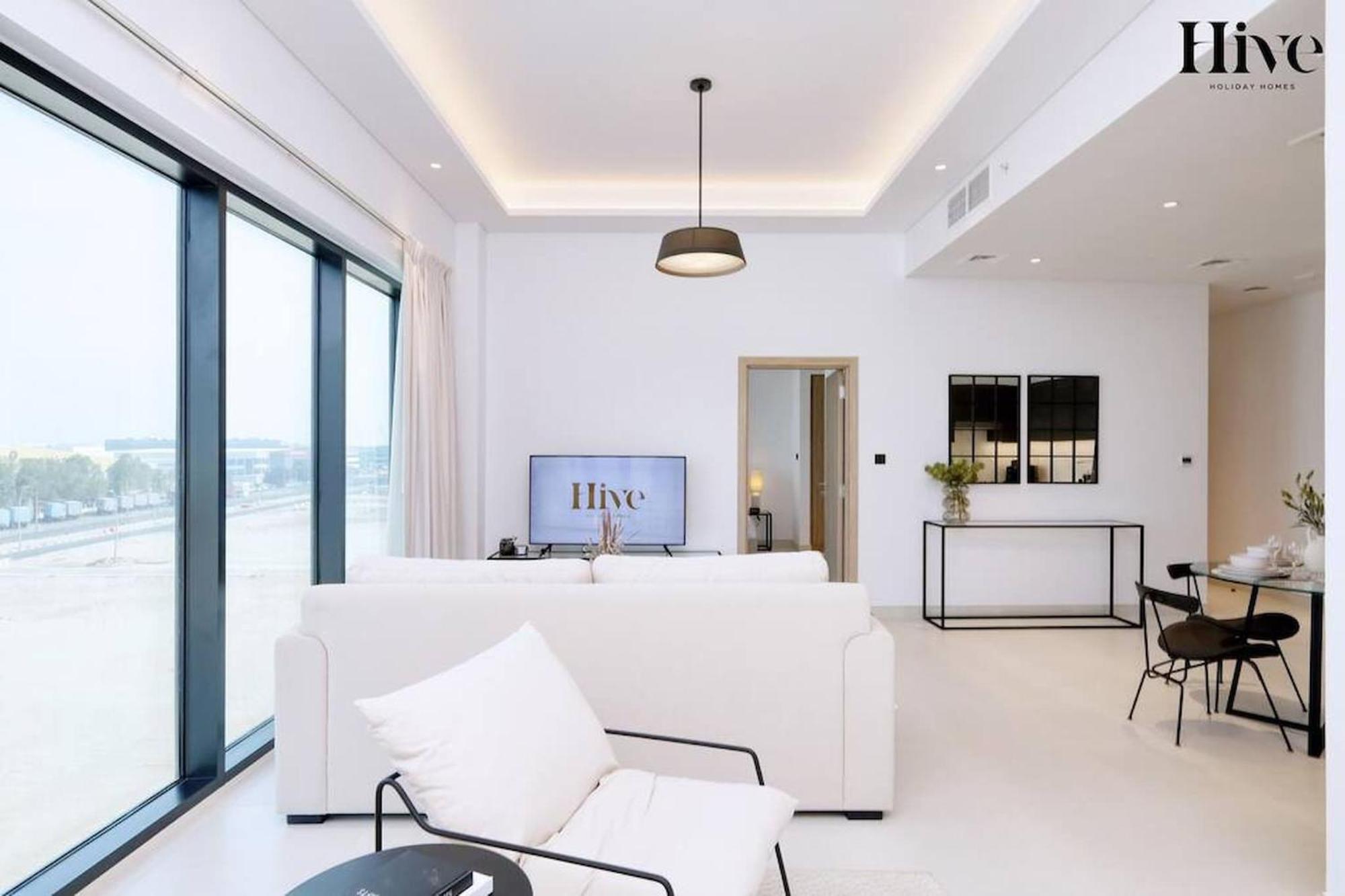 7 By Aurora 310 Apartment Dubai