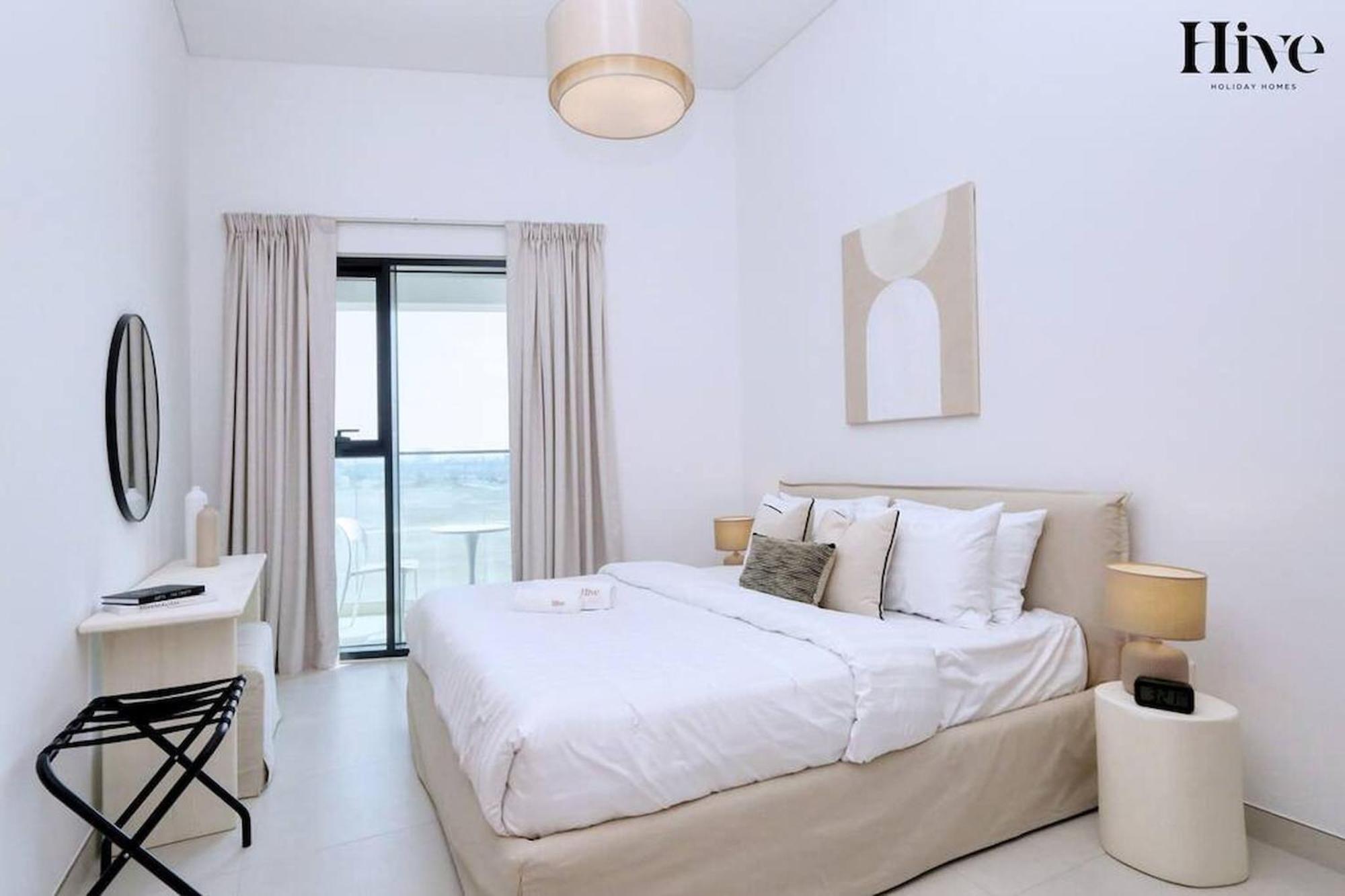 7 By Aurora 107 Apartment Dubai