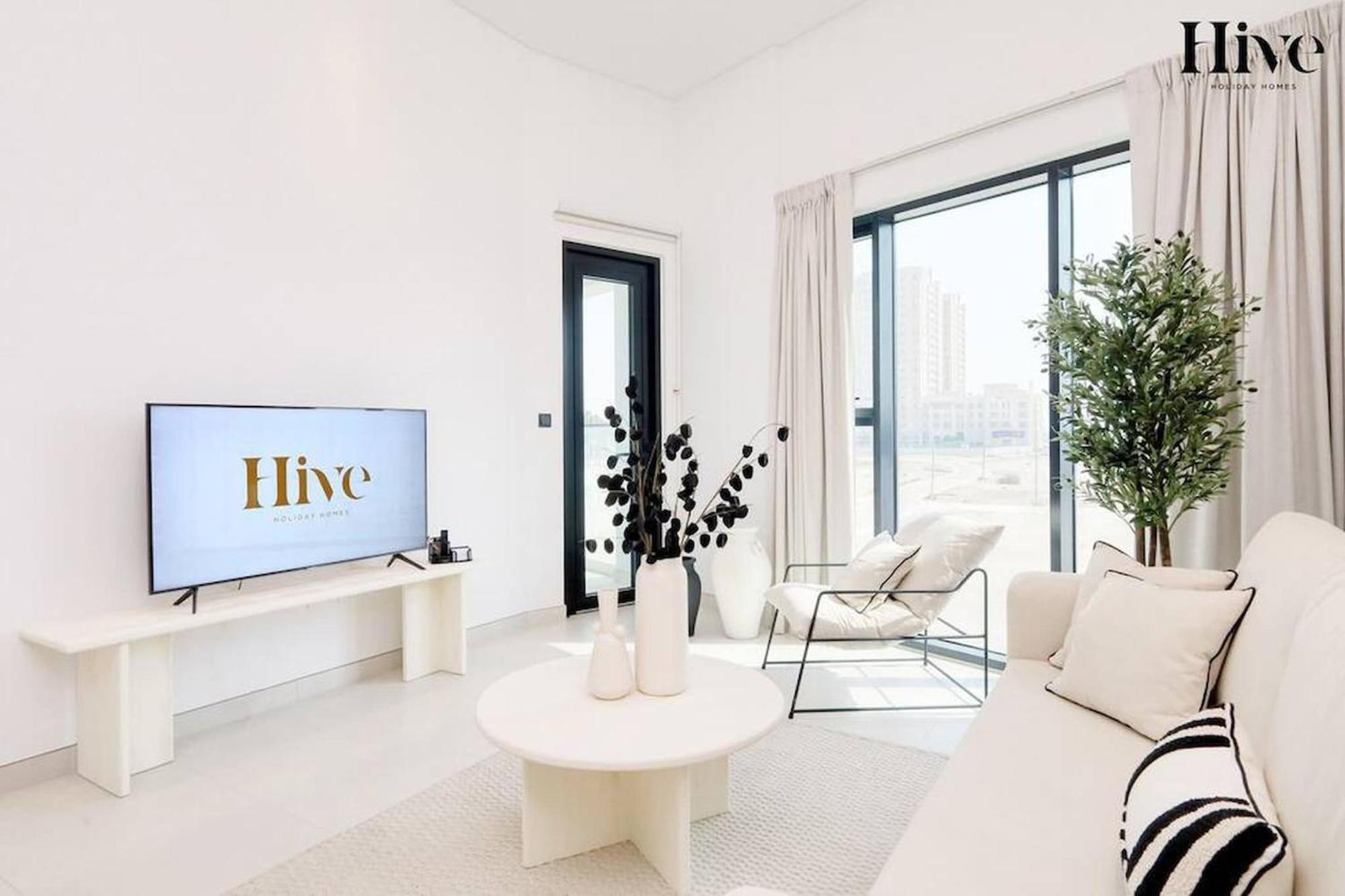 7 By Aurora 107 Apartment Dubai