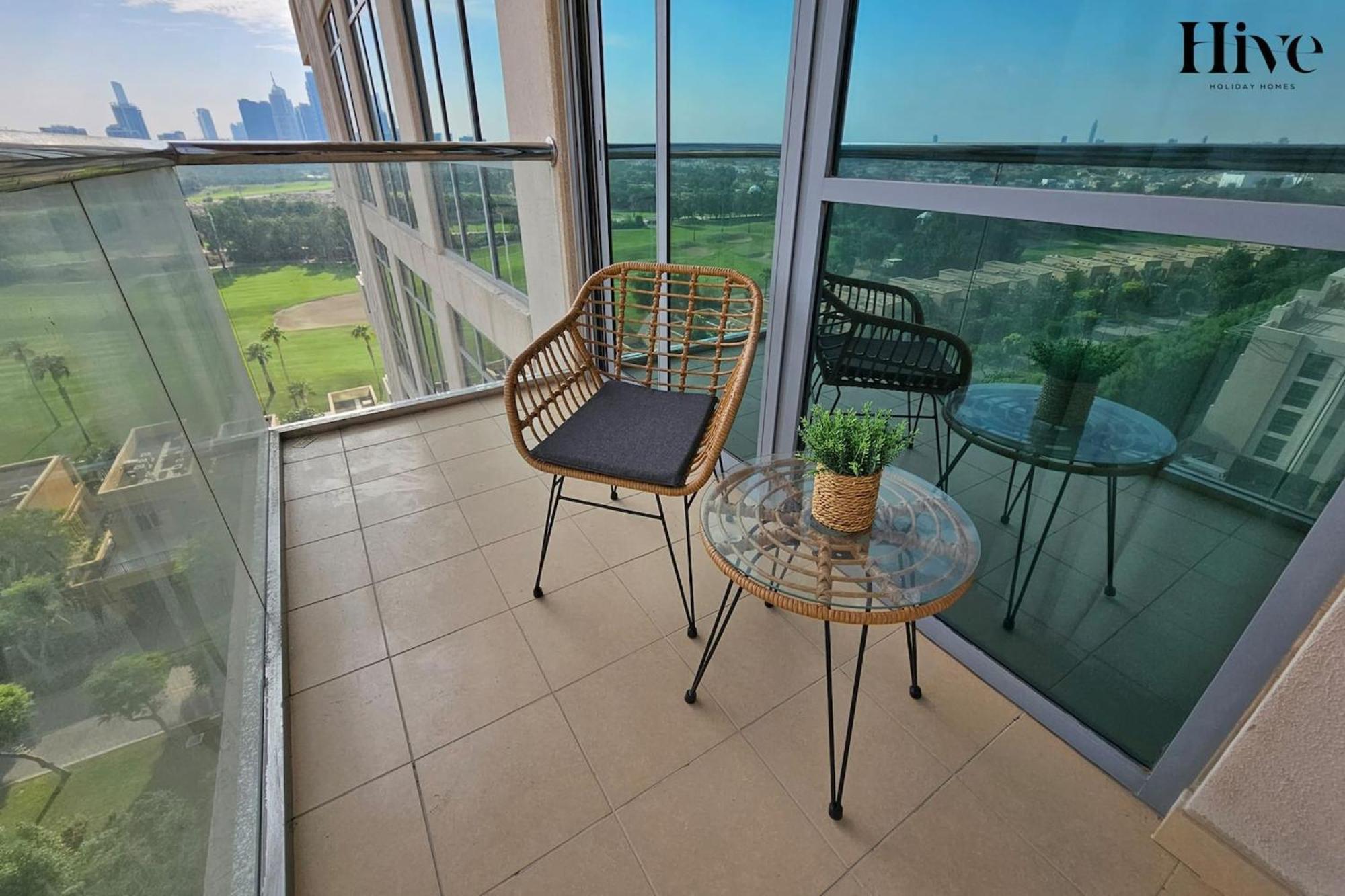 Apartment Luxury 3 Bedroom With Golf Course Views *