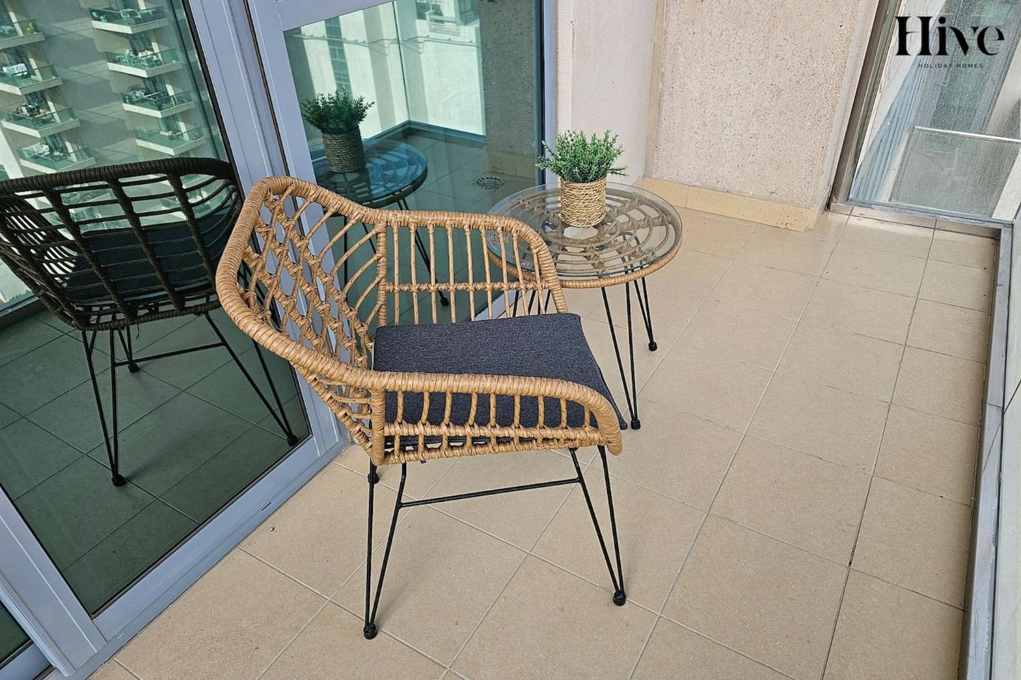 Luxury 3 Bedroom With Golf Course Views Apartment