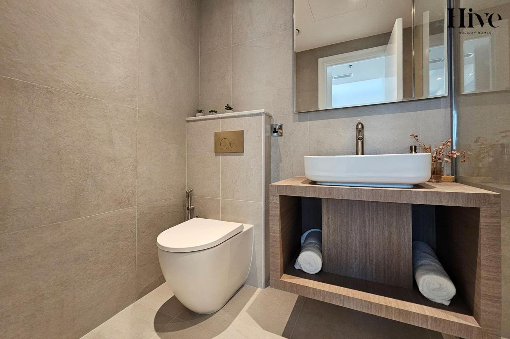 Luxury 3 Bedroom With Golf Course Views Apartment Dubai