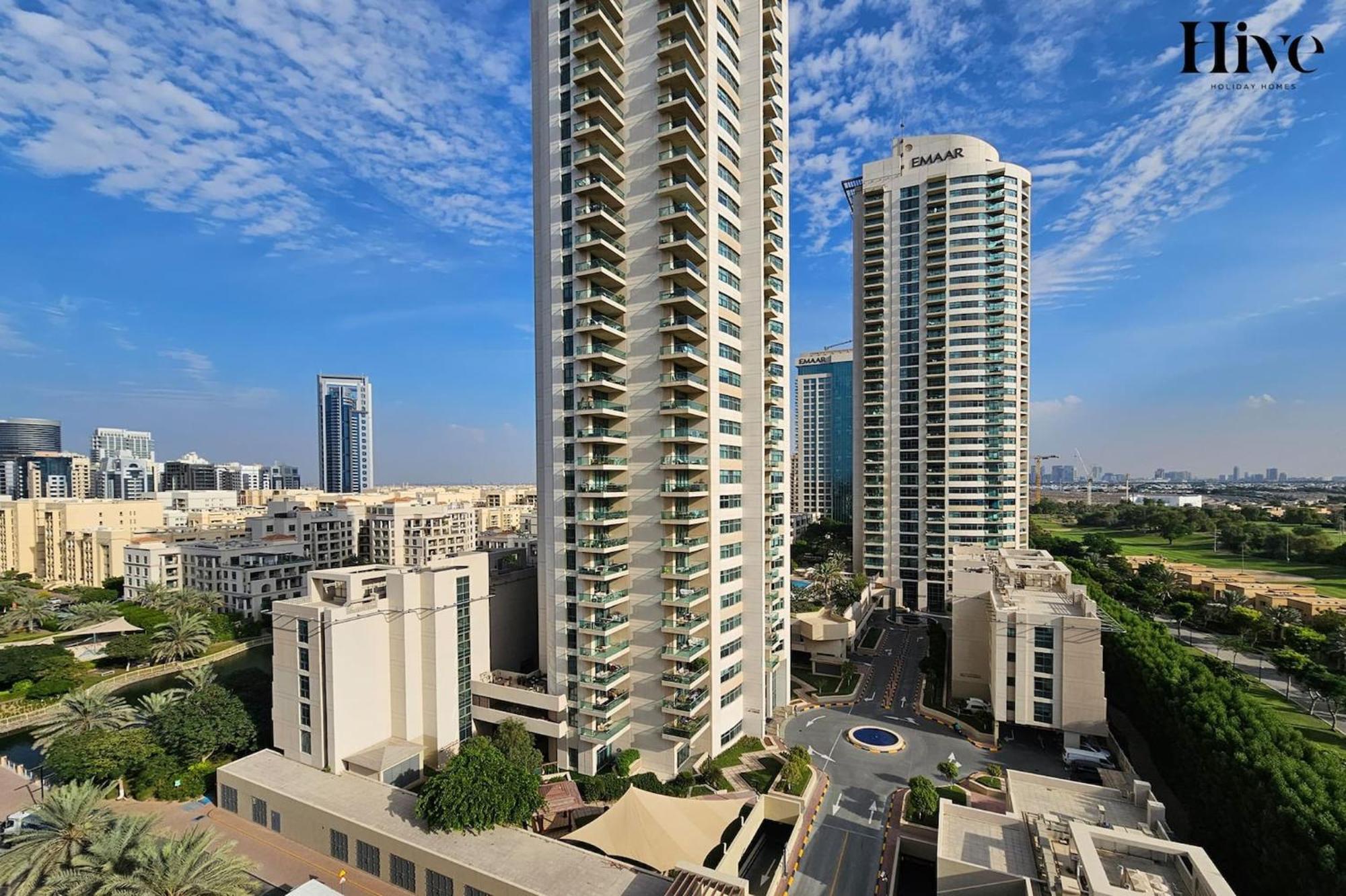 Apartment Luxury 3 Bedroom With Golf Course Views *