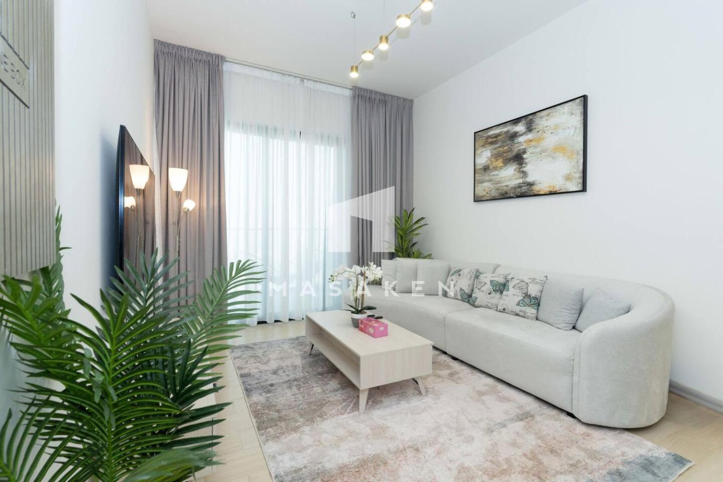 Spacious 2 Bedroom With Big Balcony In Jvc Apartment *