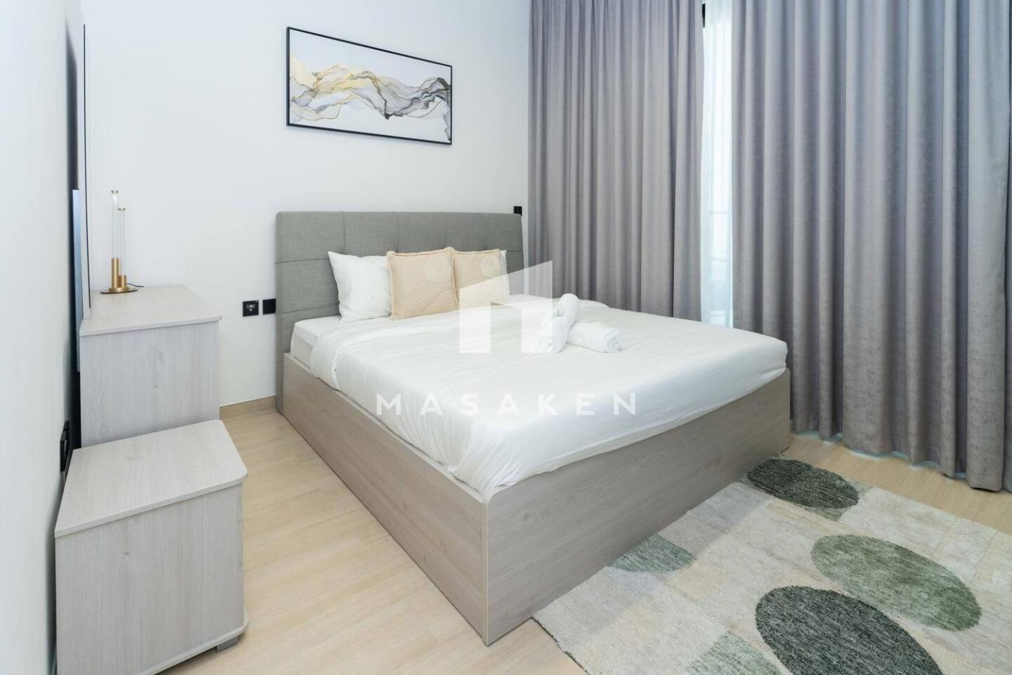 Apartment Spacious 2 Bedroom With Big Balcony In Jvc *