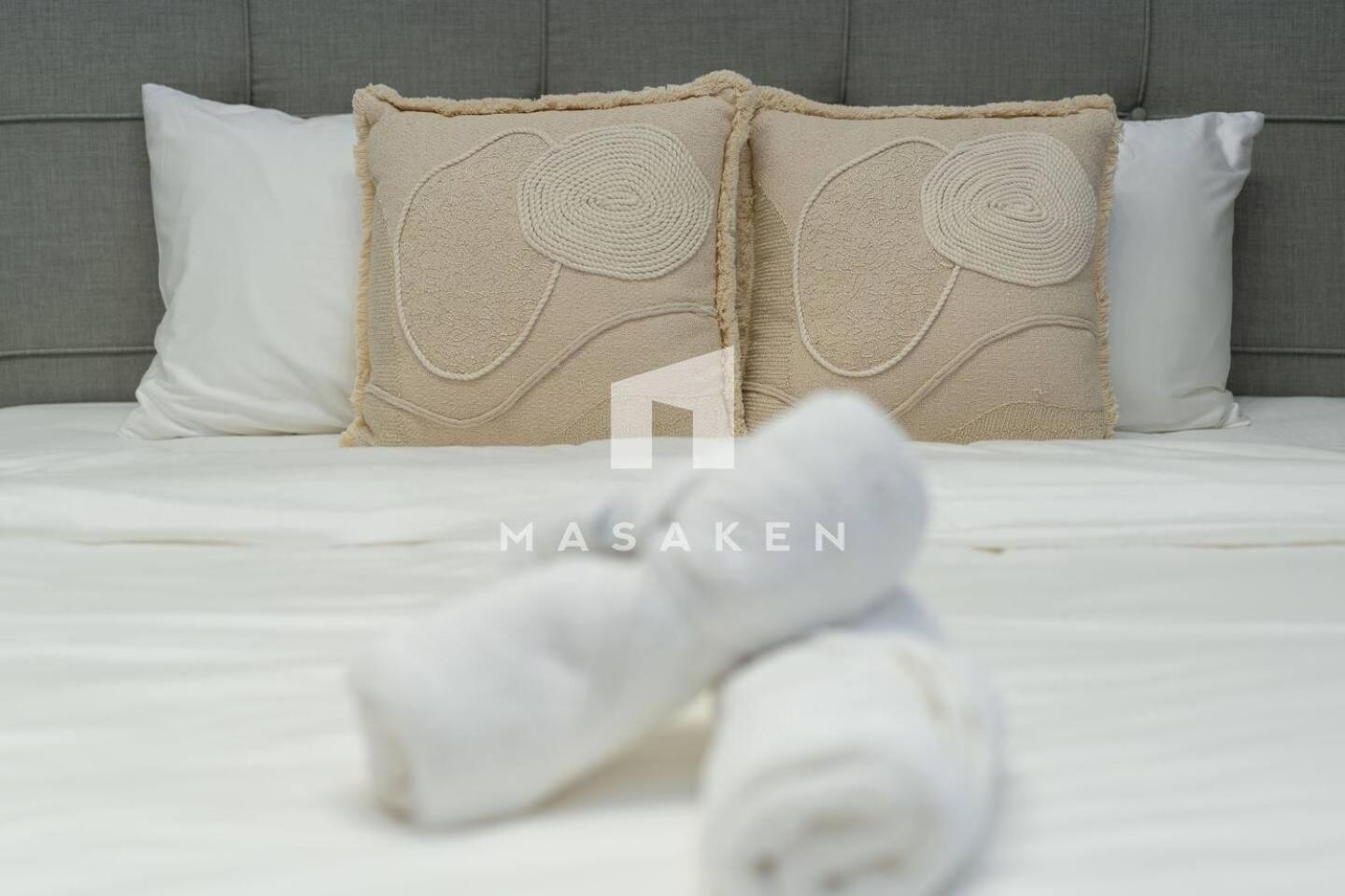 Spacious 2 Bedroom With Big Balcony In Jvc * Dubai