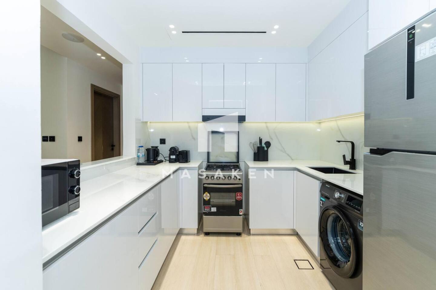 Spacious 2 Bedroom With Big Balcony In Jvc Apartment Dubai