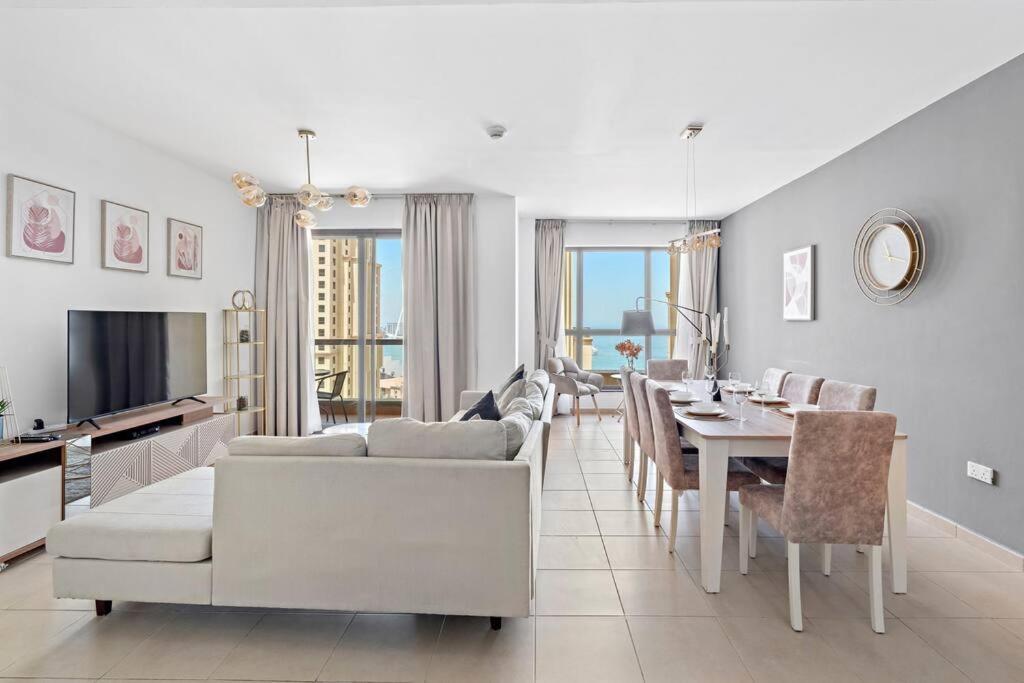 Stonetree - Access - 3br With Maids- 15th Floor Apartment Dubai