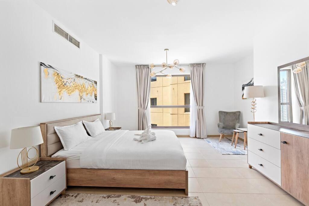 Stonetree - Access - 3br With Maids- 15th Floor Apartment