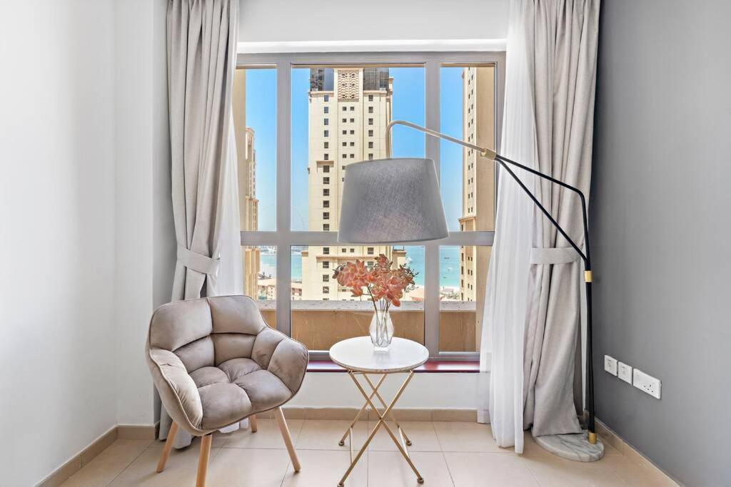 Stonetree - Access - 3br With Maids- 15th Floor *