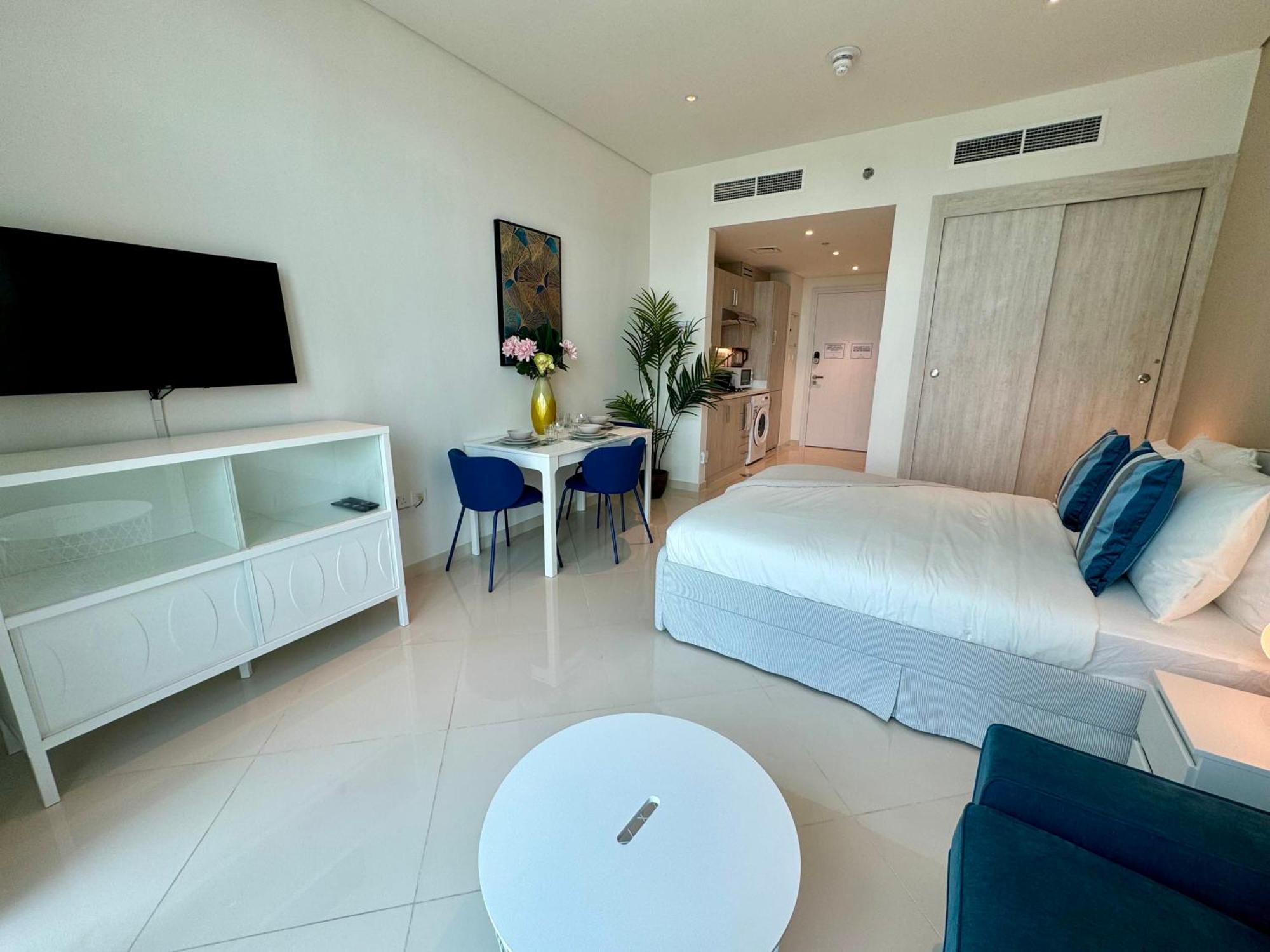 Apartment Hospitality Expert 7 Palm - Pool Bar
