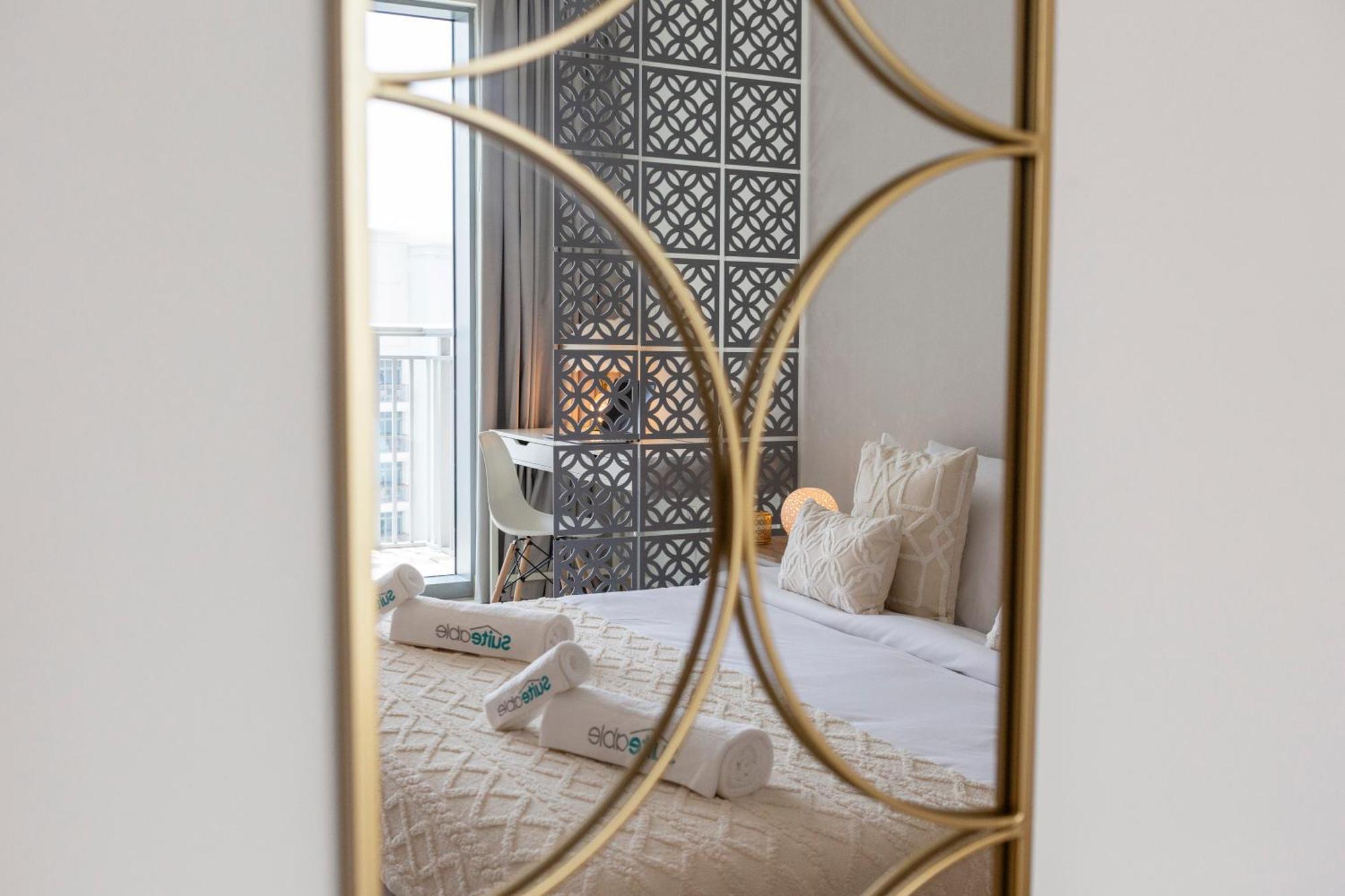 Luxurious Living 3 Bedroom At Harbour Views Dubai
