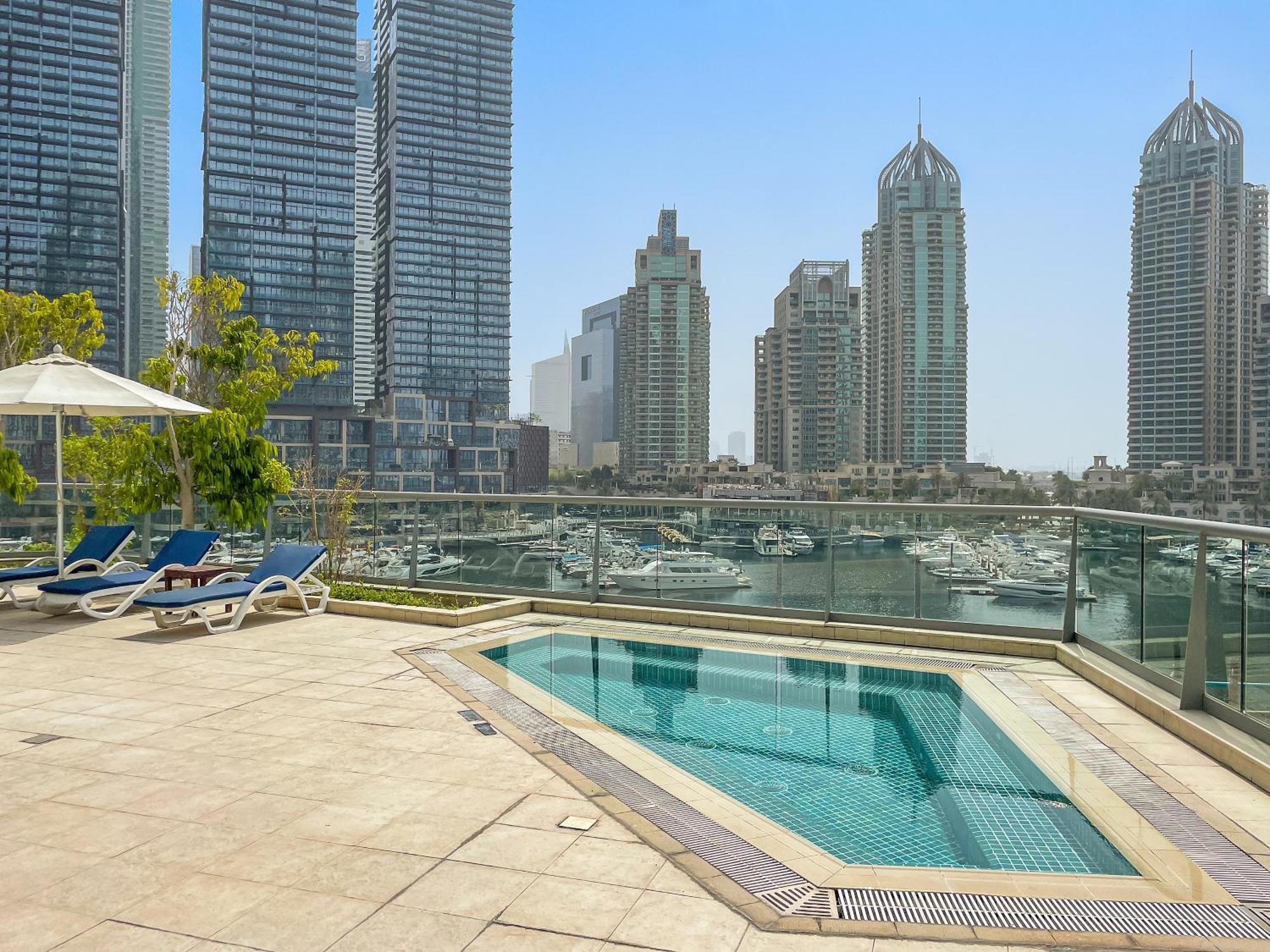 Stunning 1br Overlooking Marina
