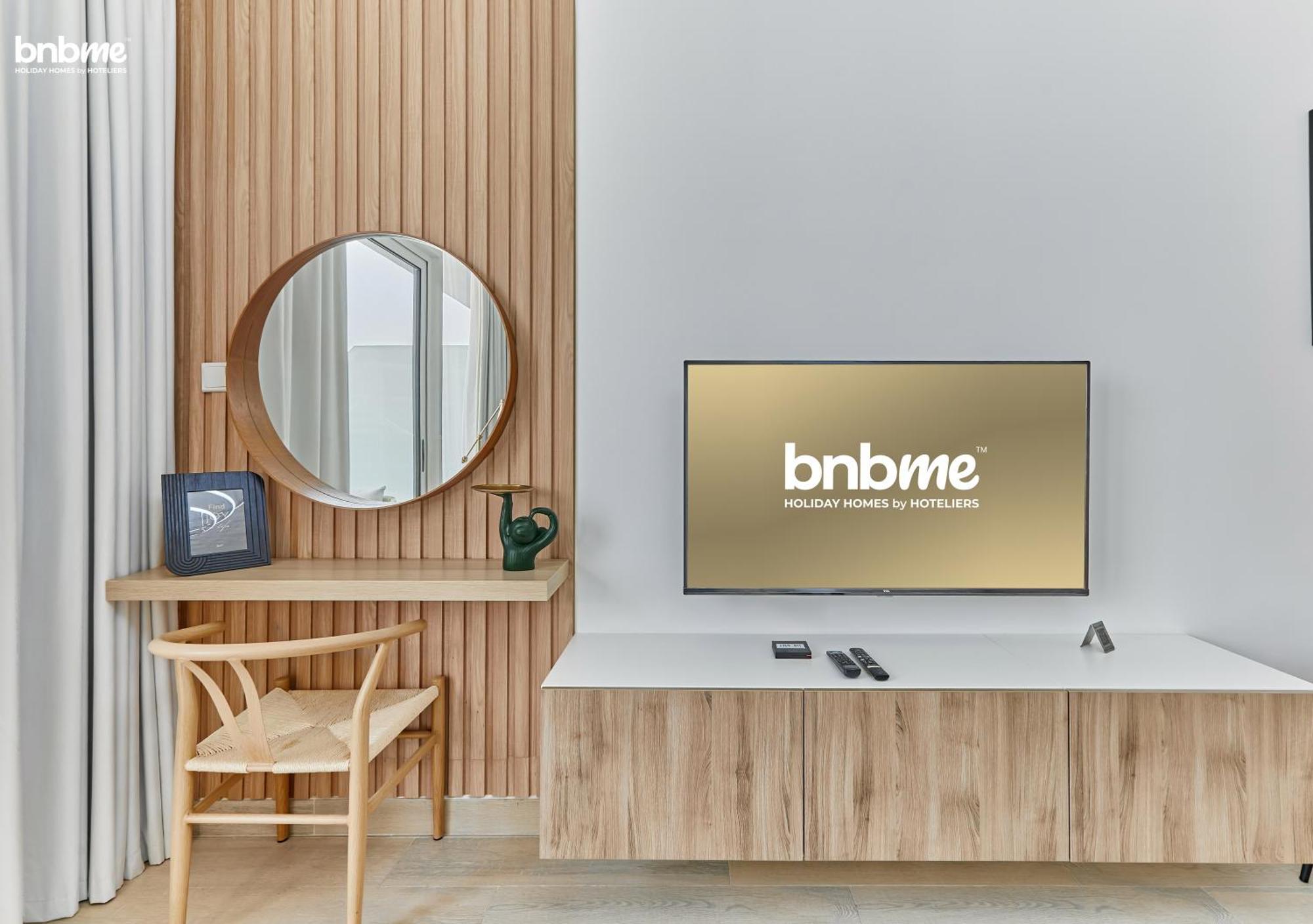 Bnbme - Bloom Heights Jvc Apartment *