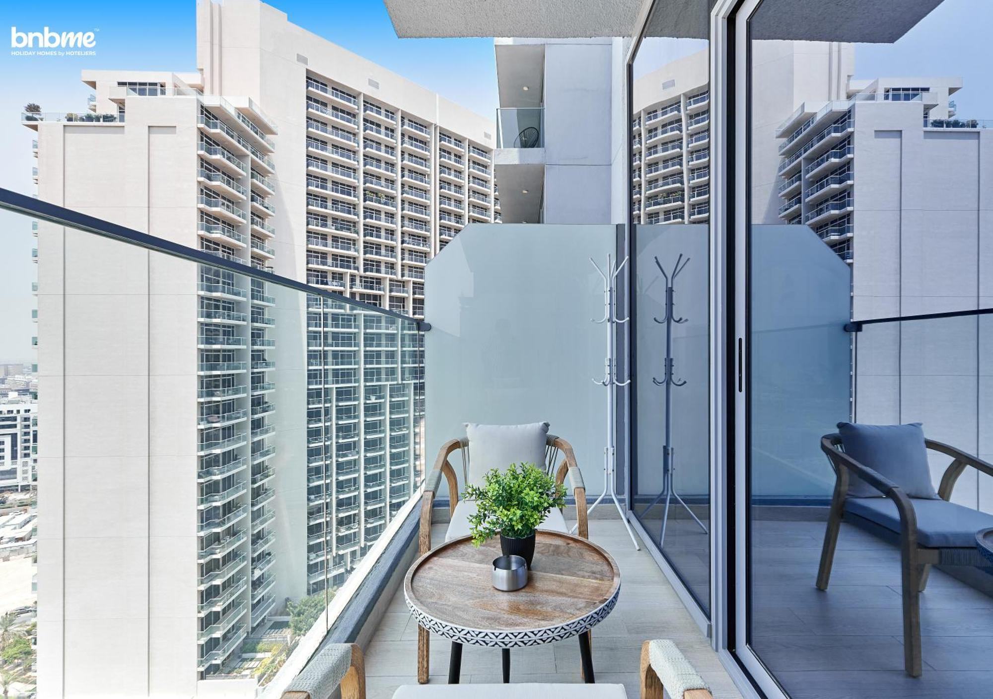 Bnbme - Bloom Heights Jvc Apartment