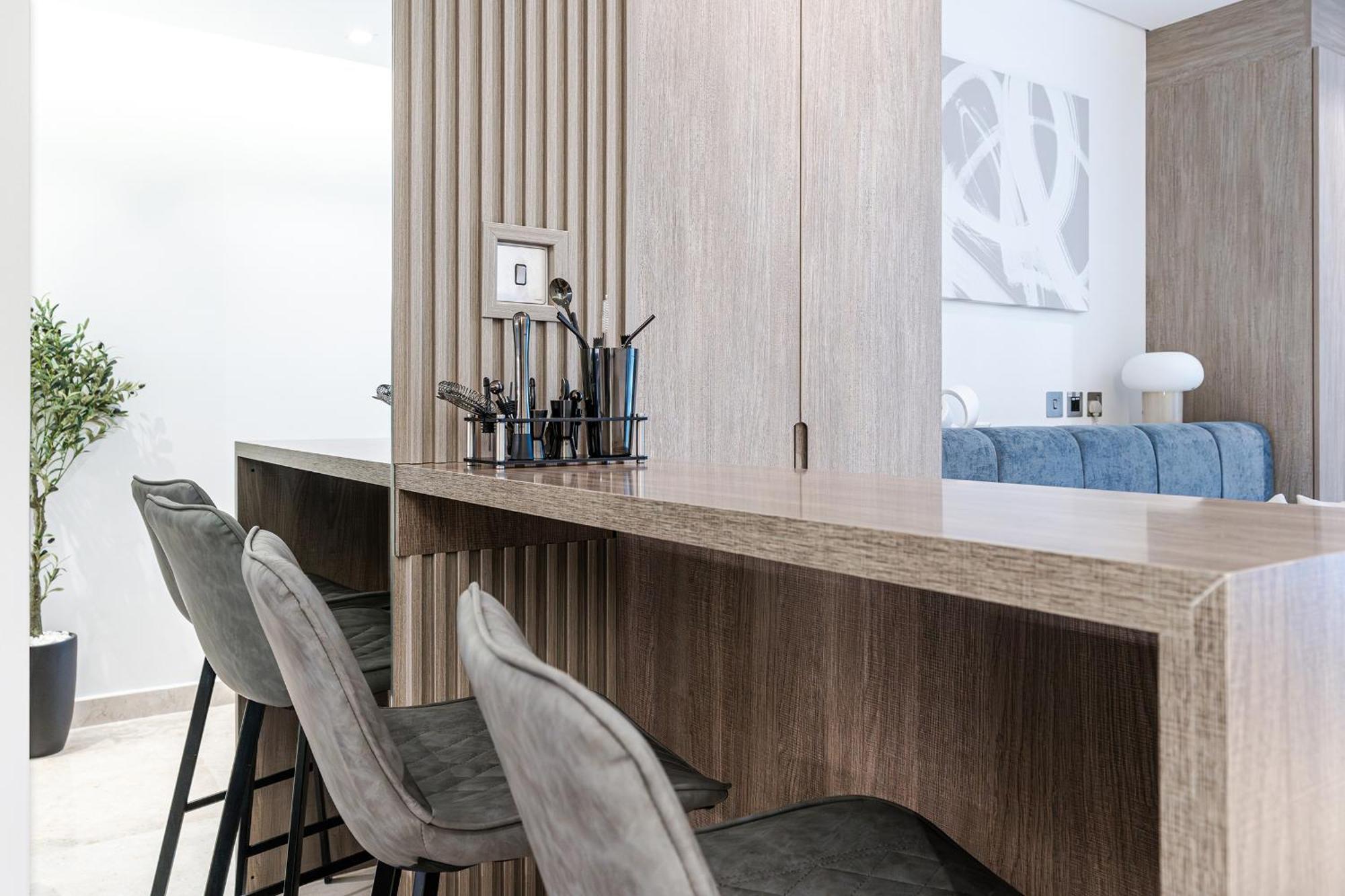 Lux In Downtown In The Sterling By Omniyat * Dubai