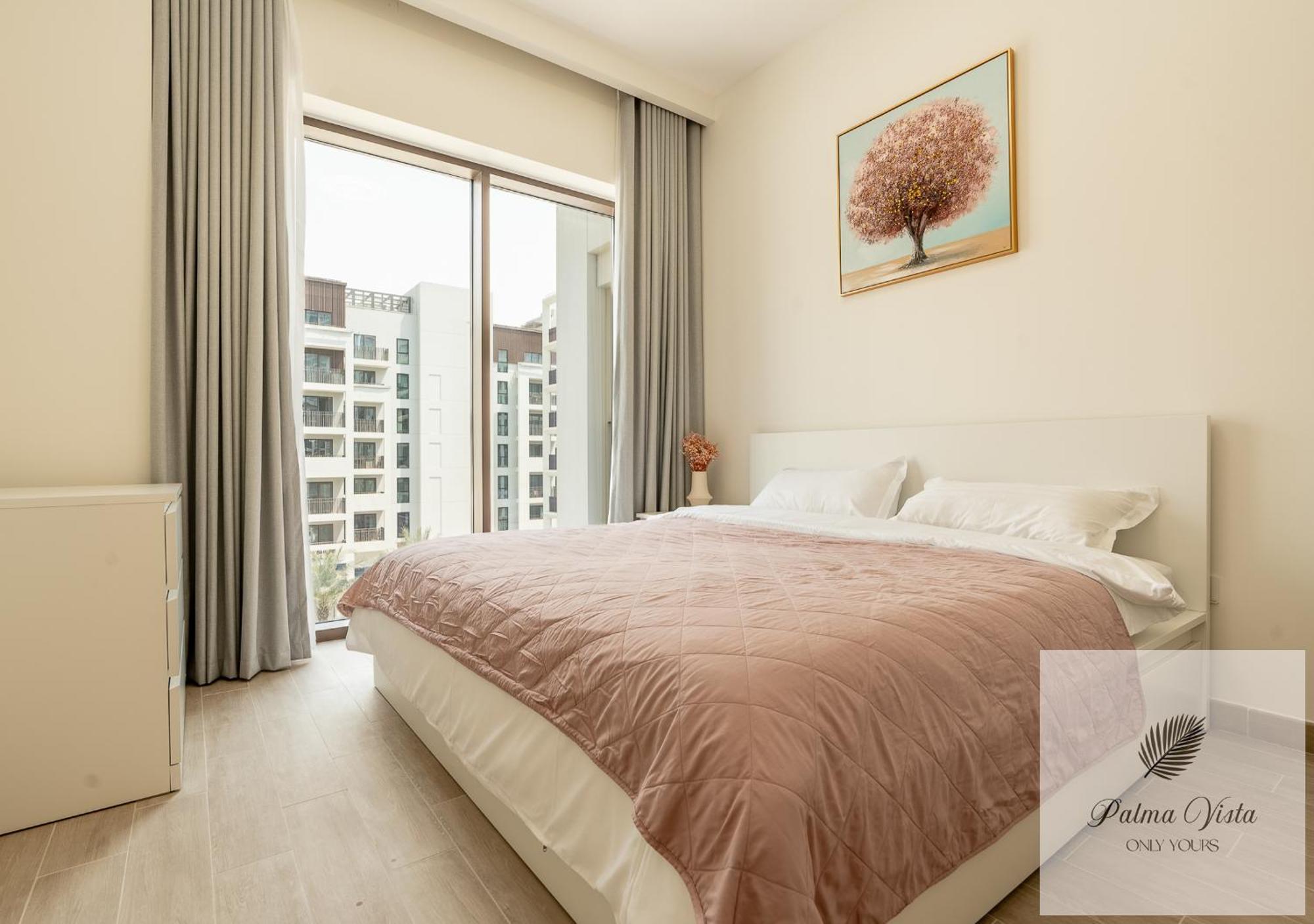 Apartment 2 Bedroom Modern Corner Unit At Dch