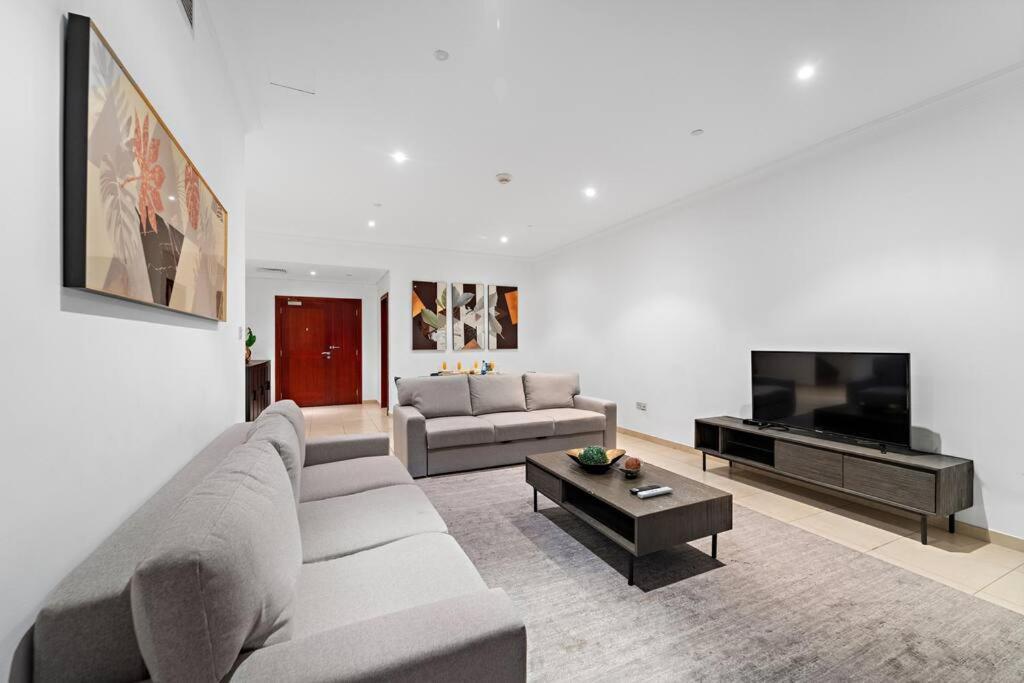 Apartment First Class 2br Elite Urban Retreat *