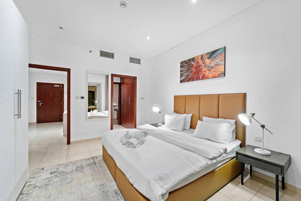 Apartment First Class 2br Elite Urban Retreat Dubai