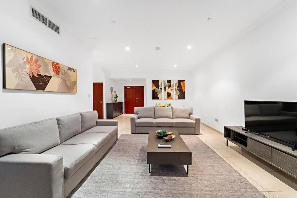First Class 2br Elite Urban Retreat * Dubai