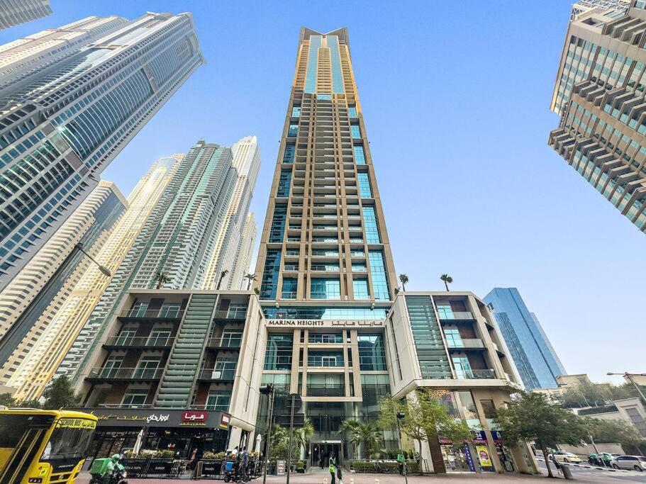 Apartment First Class 2br Elite Urban Retreat *