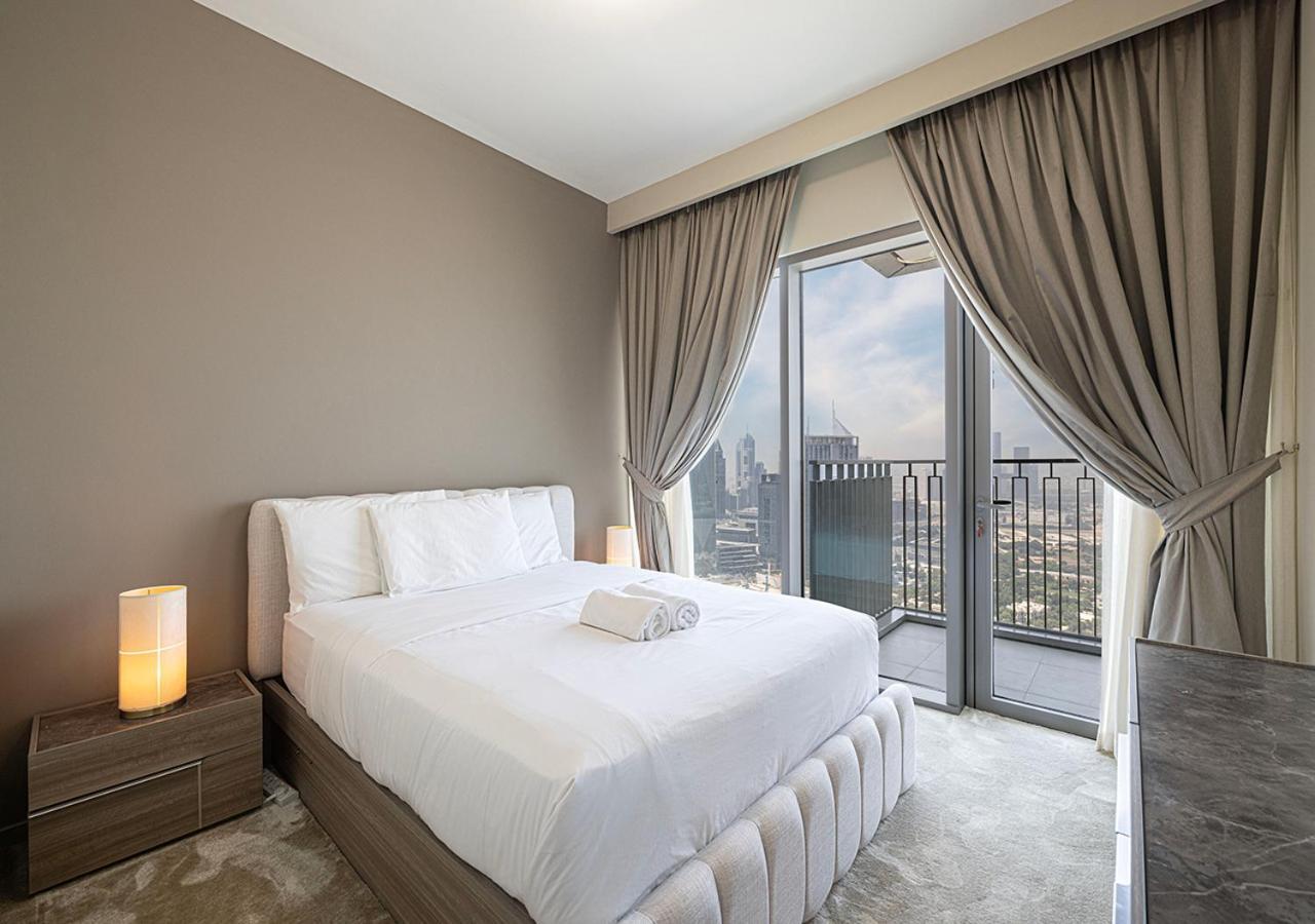 Luxury 2 Bedroom Apartment, 5 Mins To Mall With Amazing View In Downtown Views 2 *