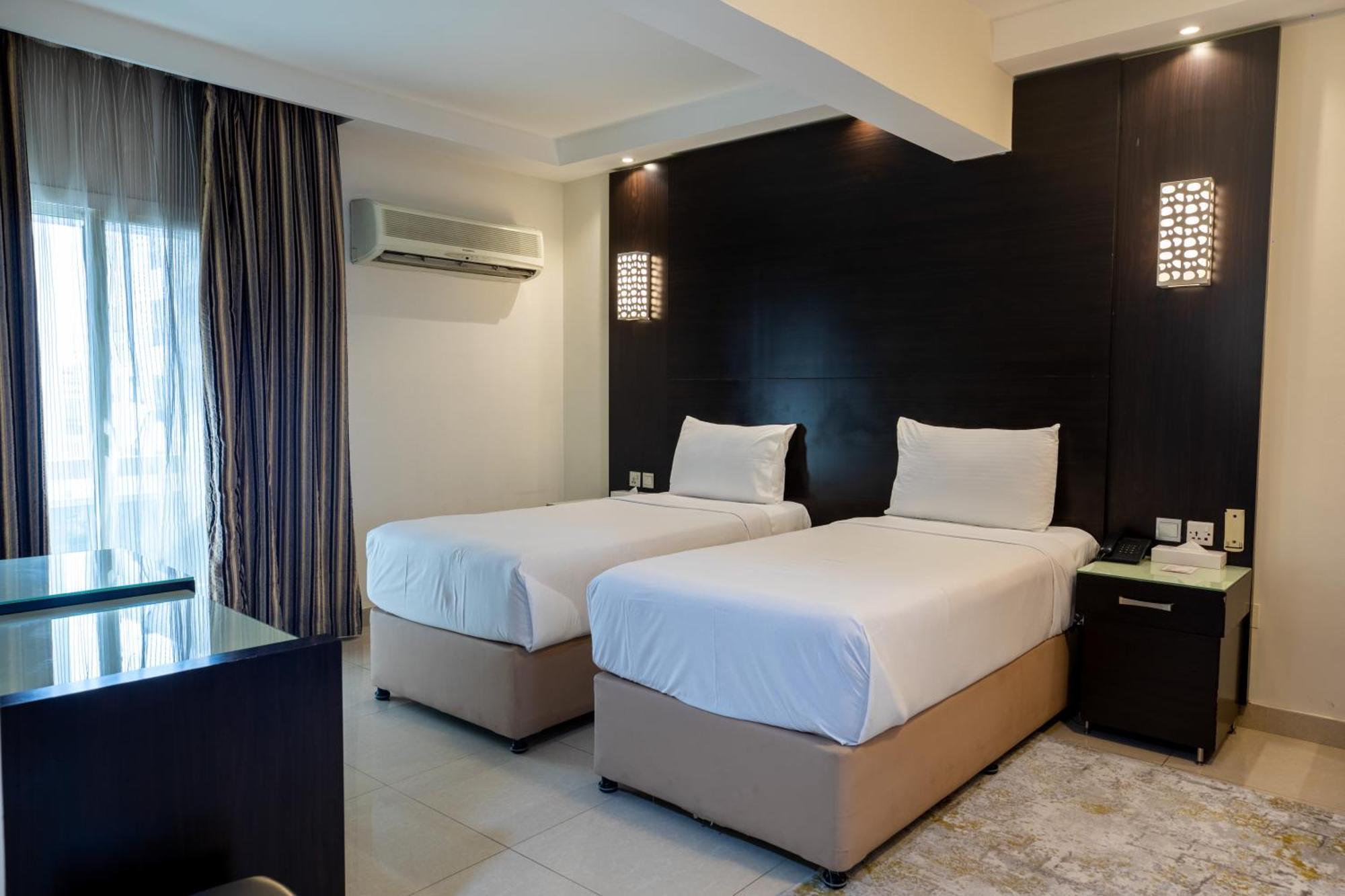 Panorama Bur 2* Dubai