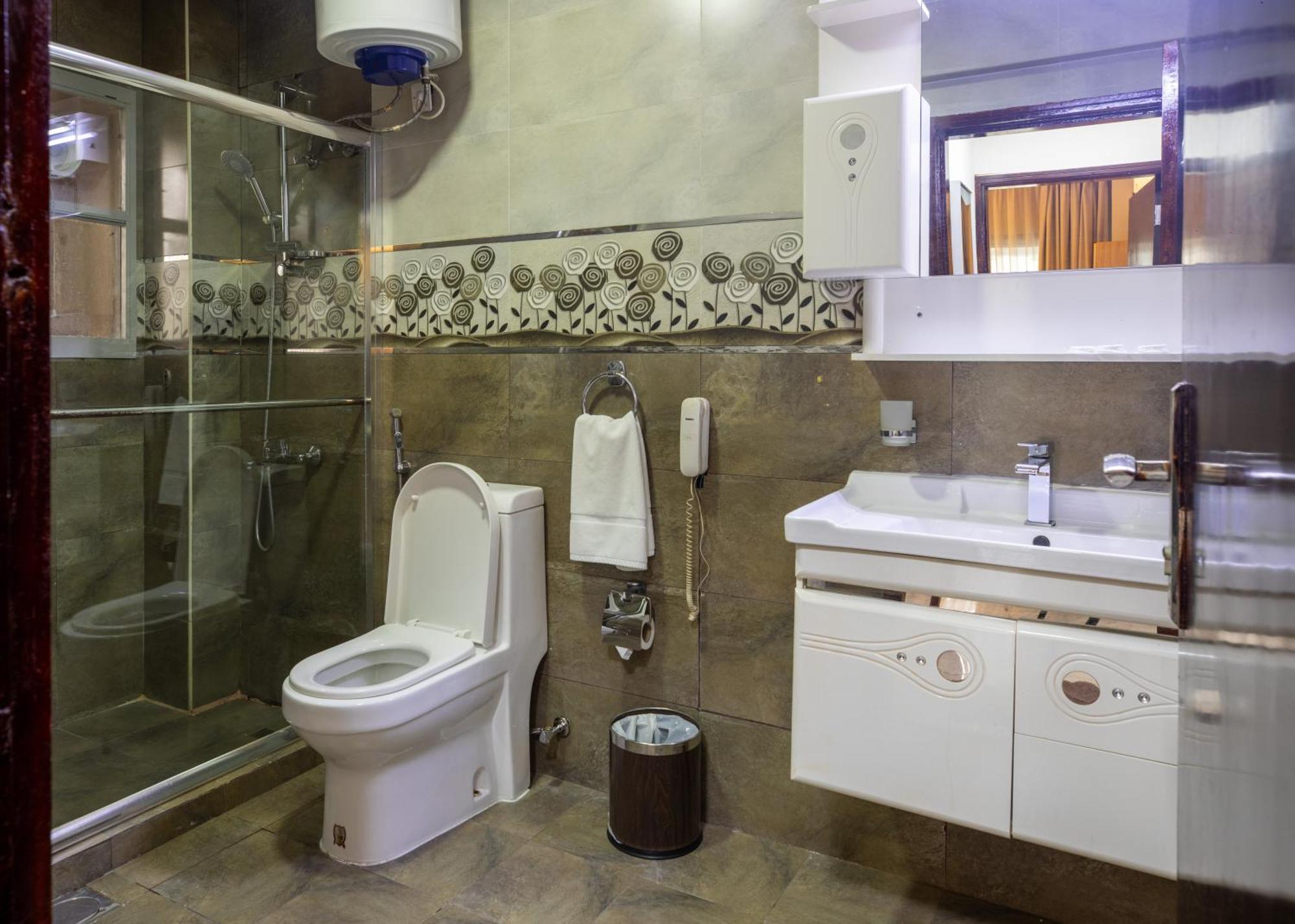 Hotel Panorama Bur 2*