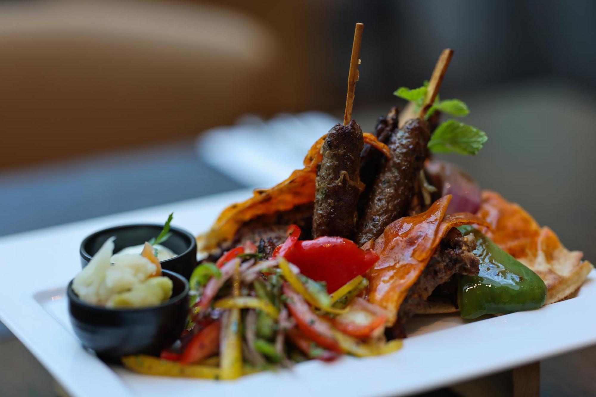 Hotel Ramada By Wyndham Barsha Heights