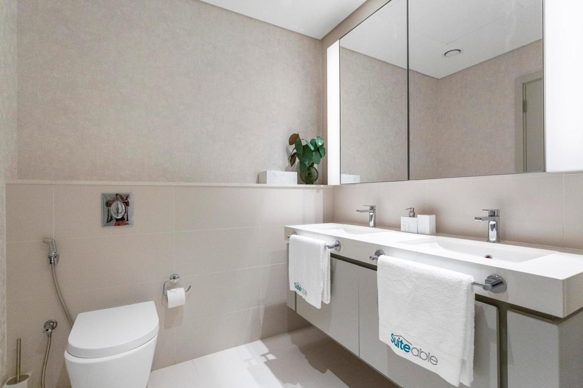 Tropical W Private In Emaar Beachfront Apartment Dubai