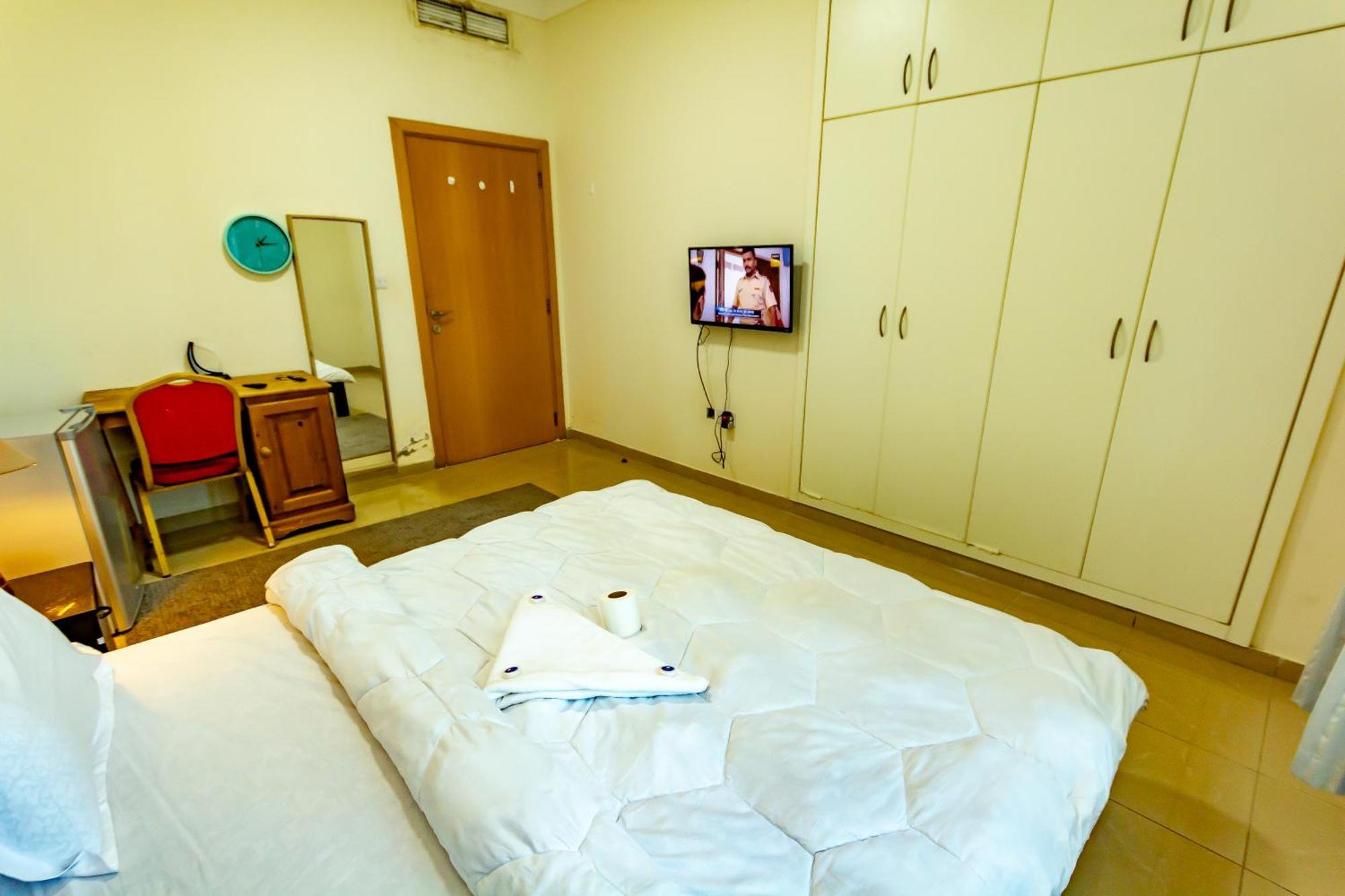 Apartment Spacious For Girls In Marina فتيات فقط