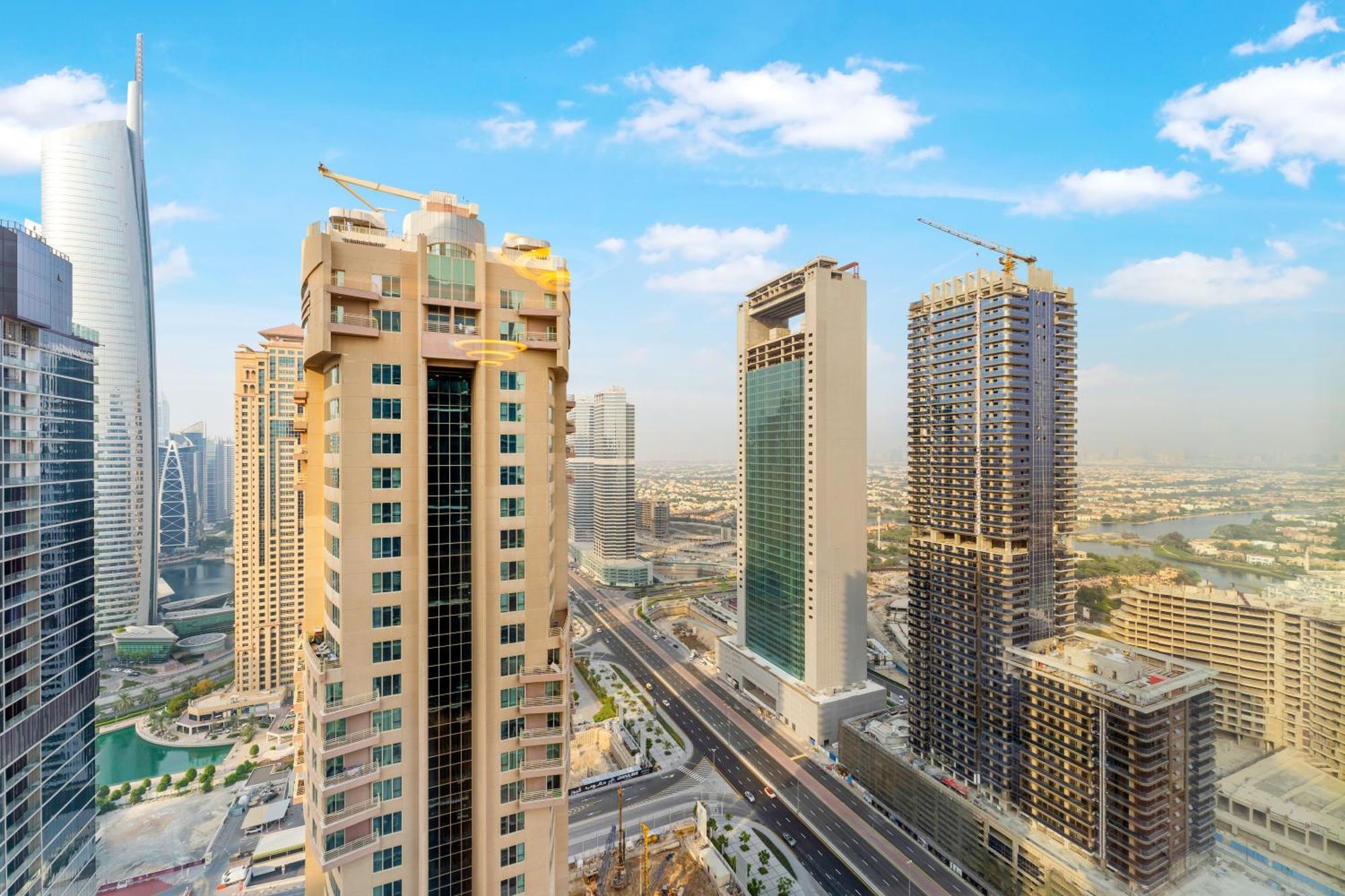 Fam Living - Me Do Re Tower - Brandnew 1bedroom Apartment *