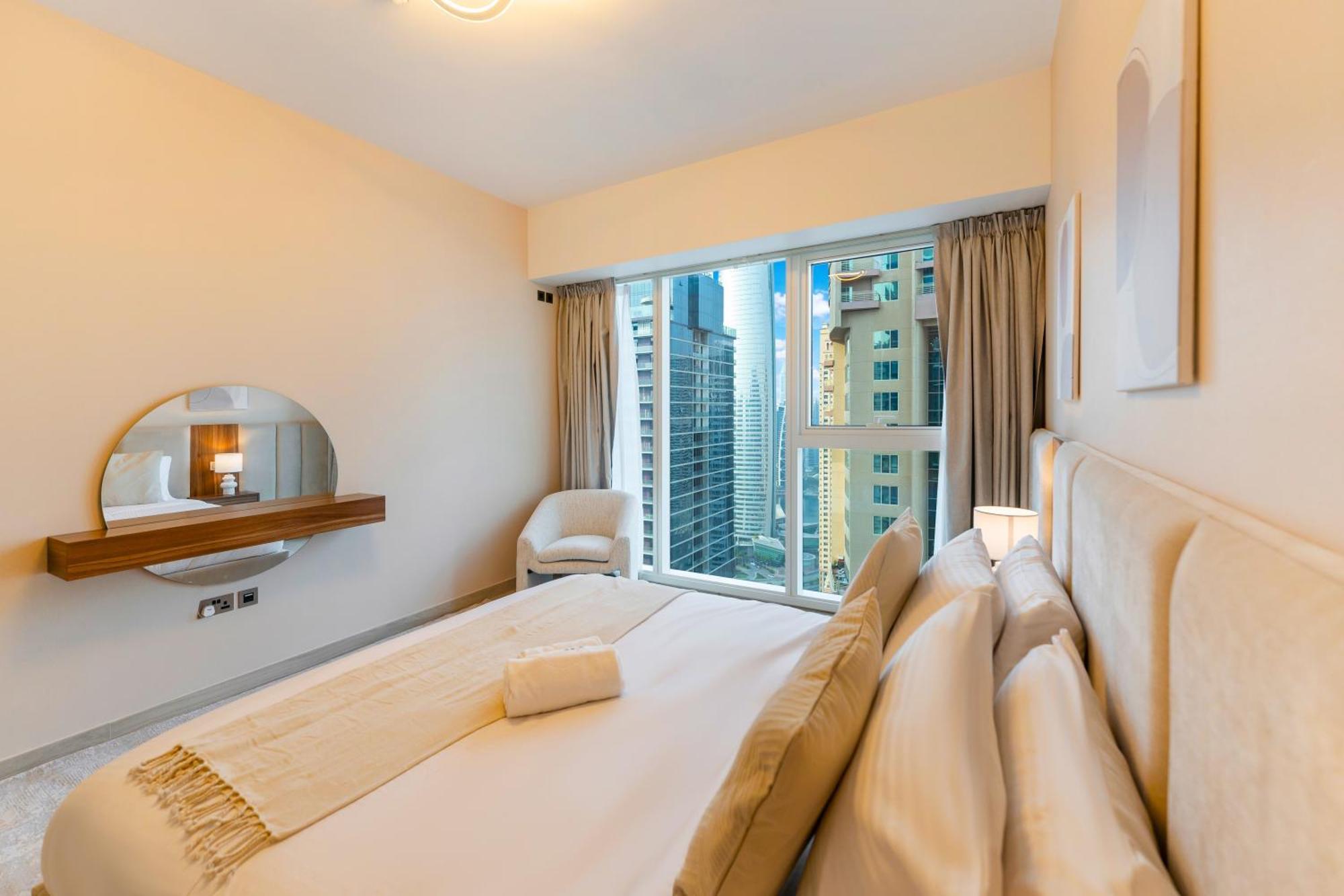 Apartment Fam Living - Me Do Re Tower - Brandnew 1bedroom Dubai