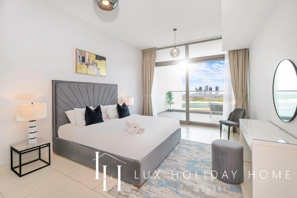 Lux - Opulent Island 4 Apartment