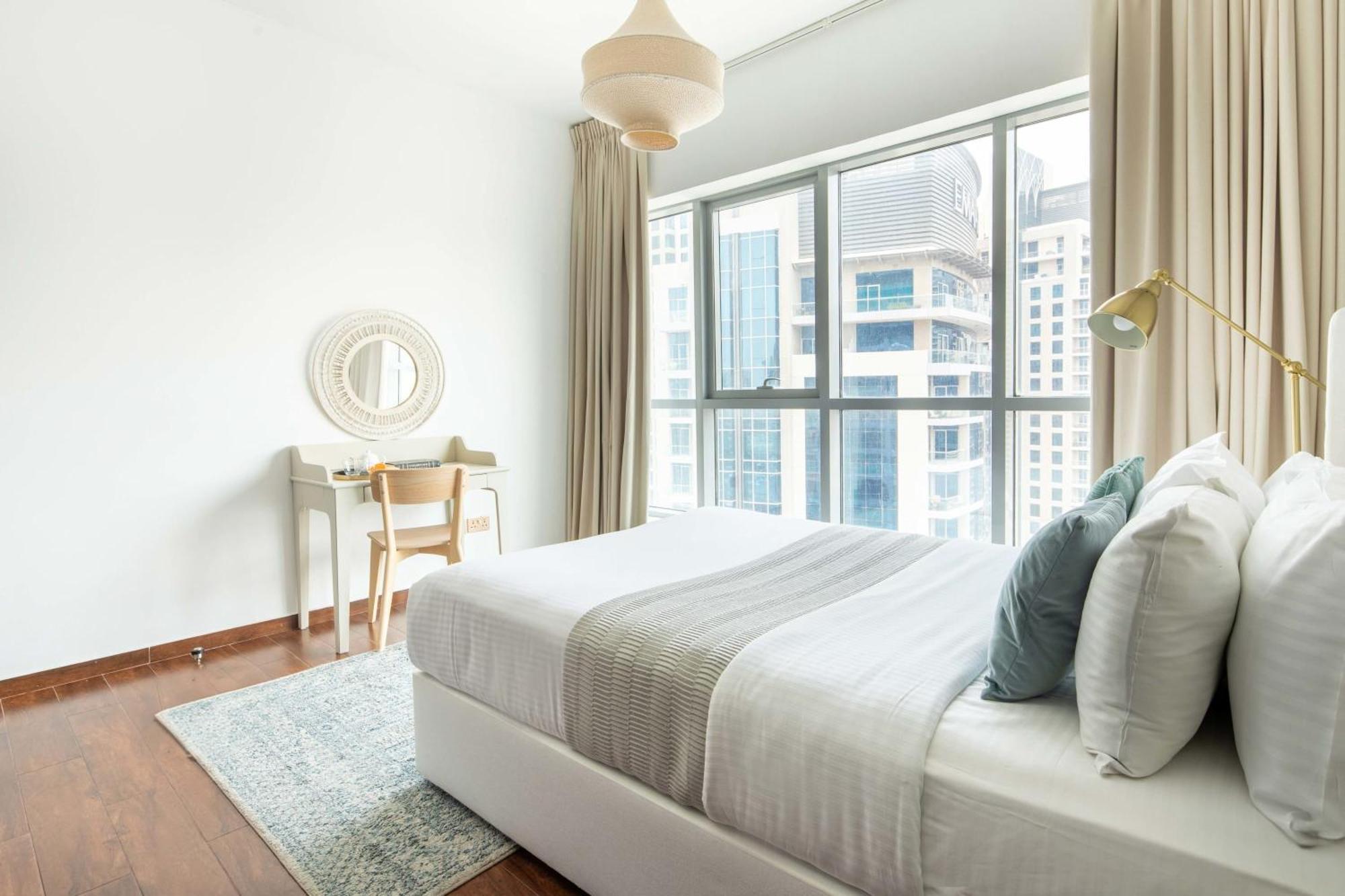 Frank Porter - The Point Apartment Dubai