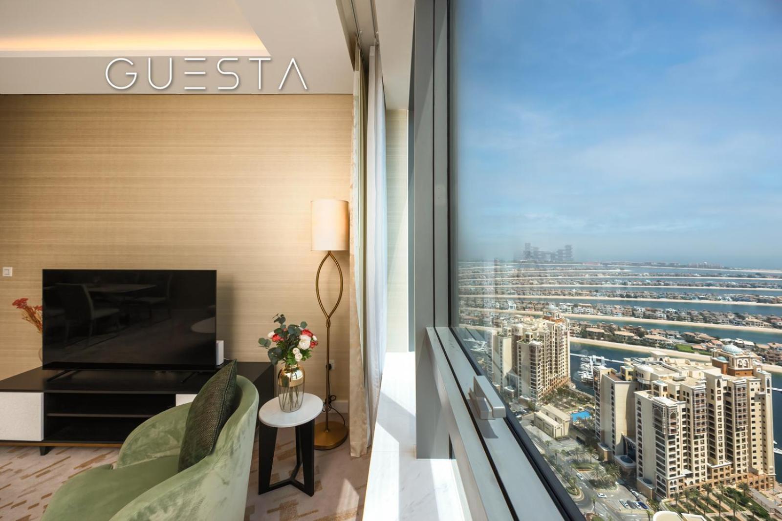 The Palm Tower, Nakheel Mall, Palm Jumeirah * Dubai