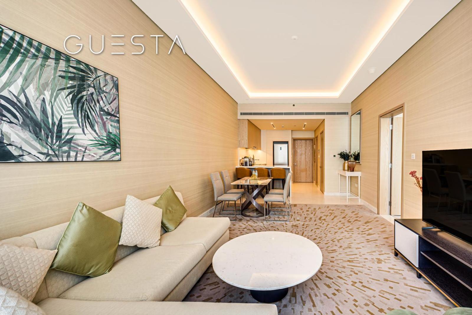 The Palm Tower, Nakheel Mall, Palm Jumeirah