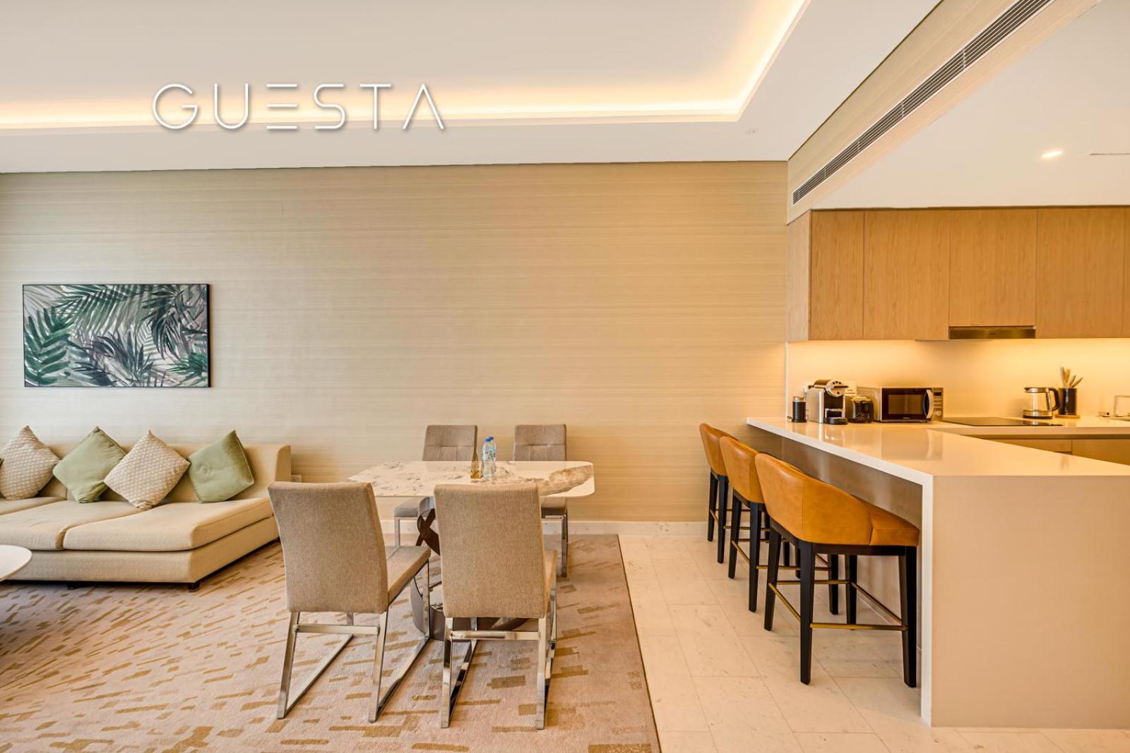 The Palm Tower, Nakheel Mall, Palm Jumeirah Apartment
