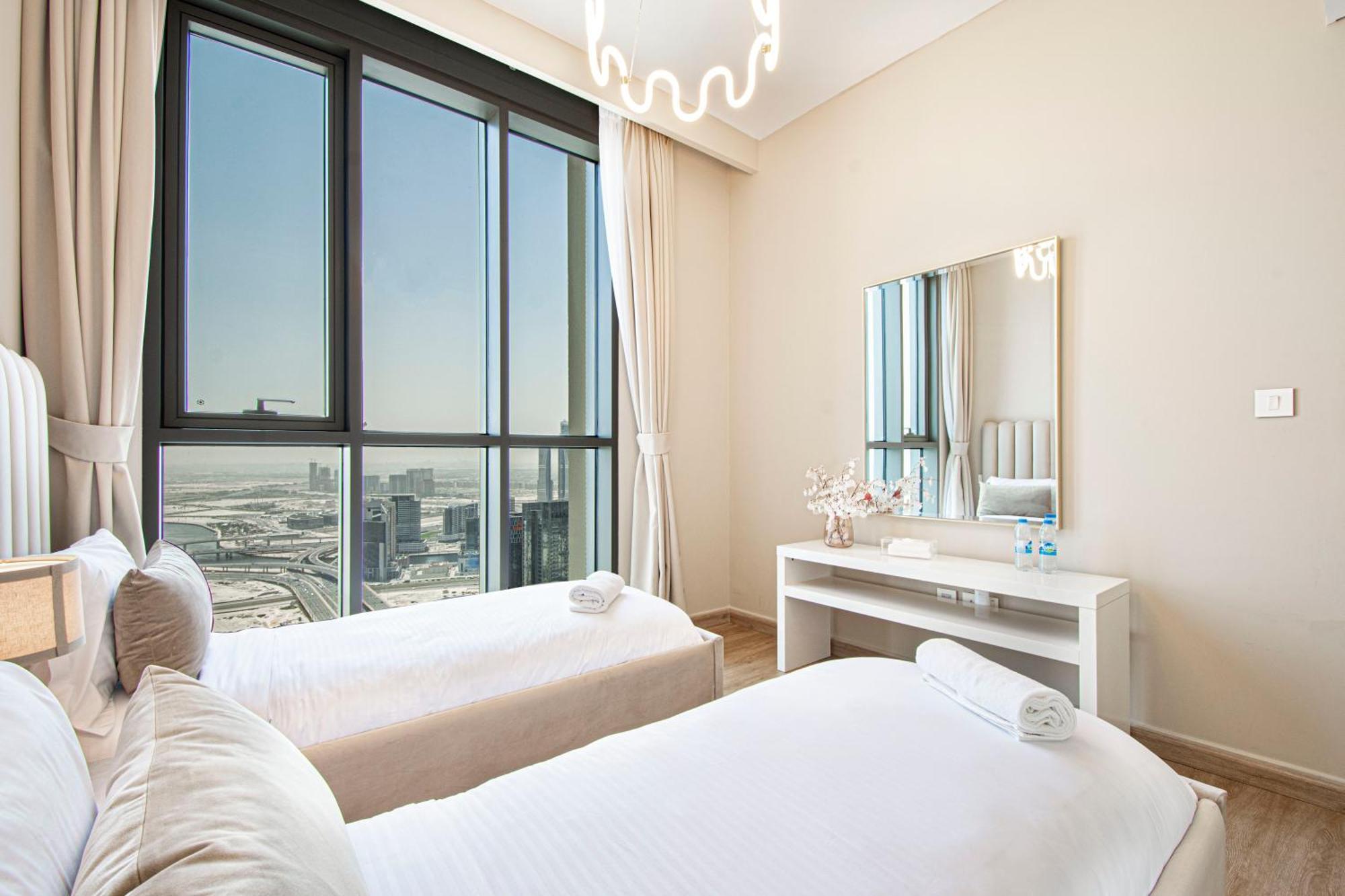Magnificent 3br With Full Burj Khalifa & Fountain View Dubai