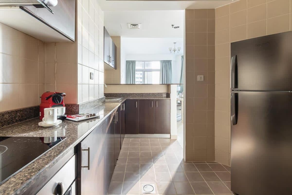 Apartment Frank Porter - Torch Tower Dubai