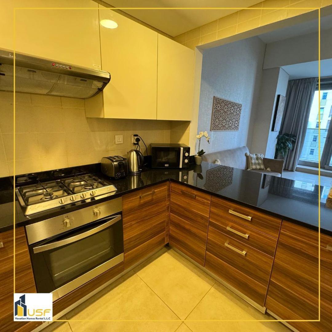 One Bedroom - Sparkle Tower Marina Jbr Uae Apartment Dubai