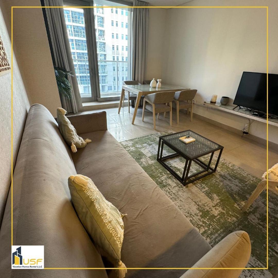 One Bedroom - Sparkle Tower Marina Jbr Uae Apartment