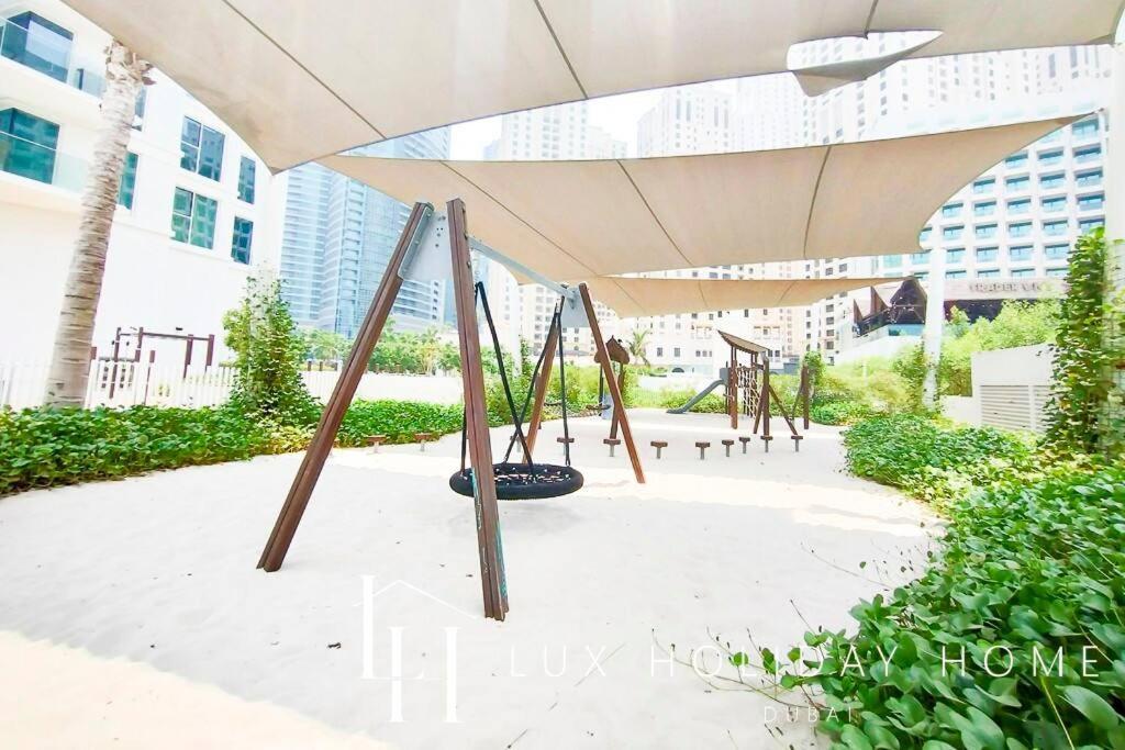 Lux The Jbr Garden View Apartment *