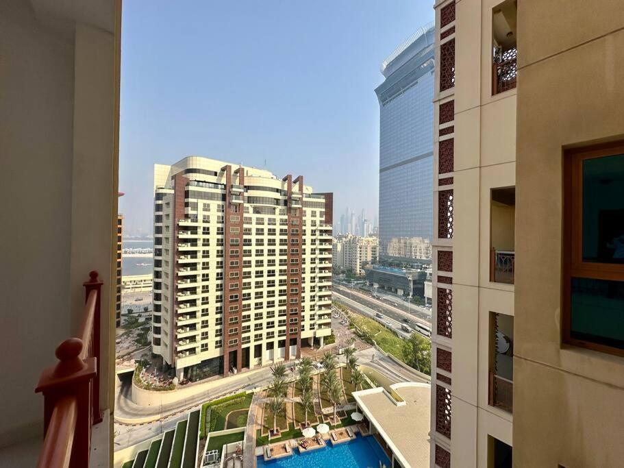 Manzil - 2br With Waterfront Views In Palm *