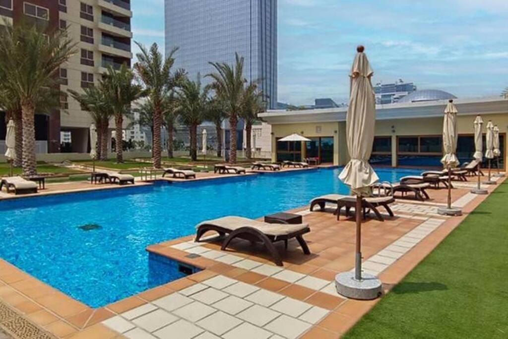Manzil - 2br With Waterfront Views In Palm