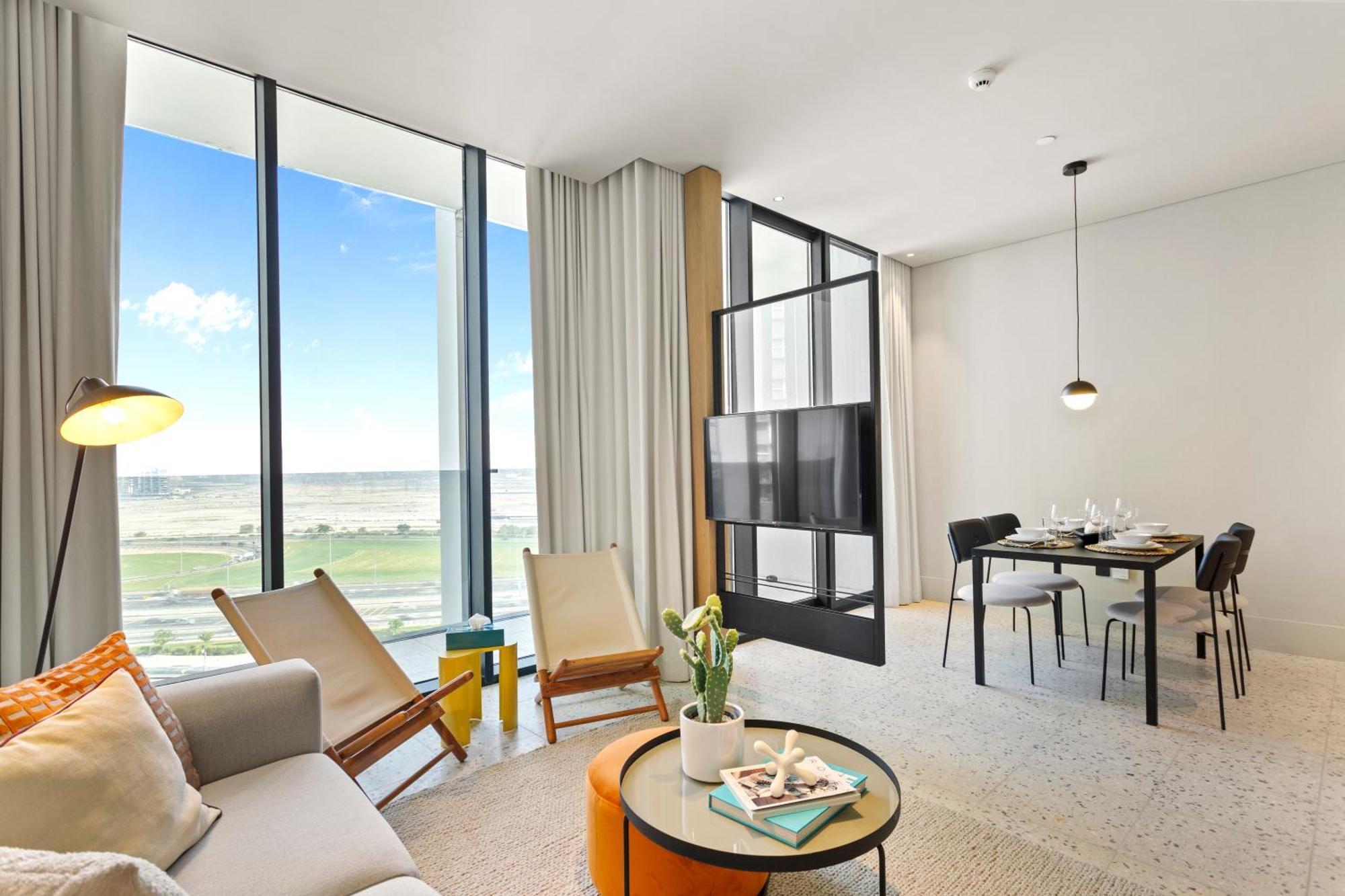 Stylish In Upside Living With Amenities * Dubai